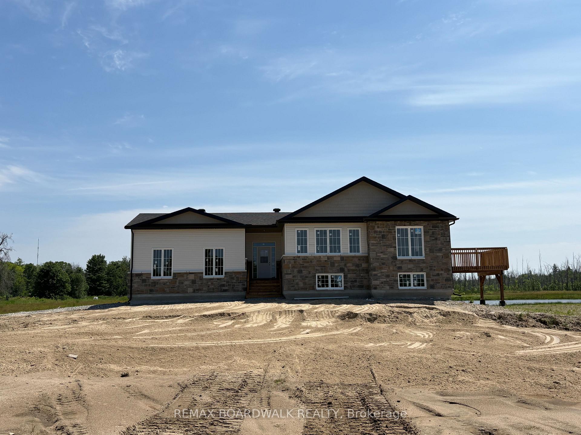 Photo 3 of 1765 Richmond Road, Beckwith, Beckwith Twp — HOMEH