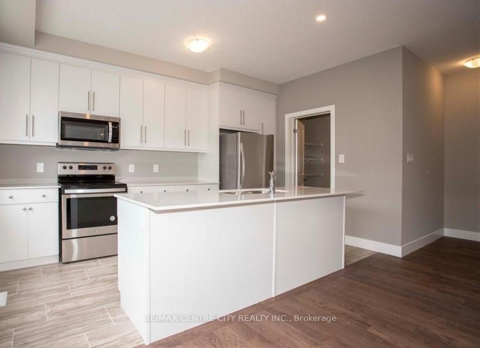 Photo 3 of Unit 37, 2070 Meadowgate Boulevard, London, South U — HOMEH