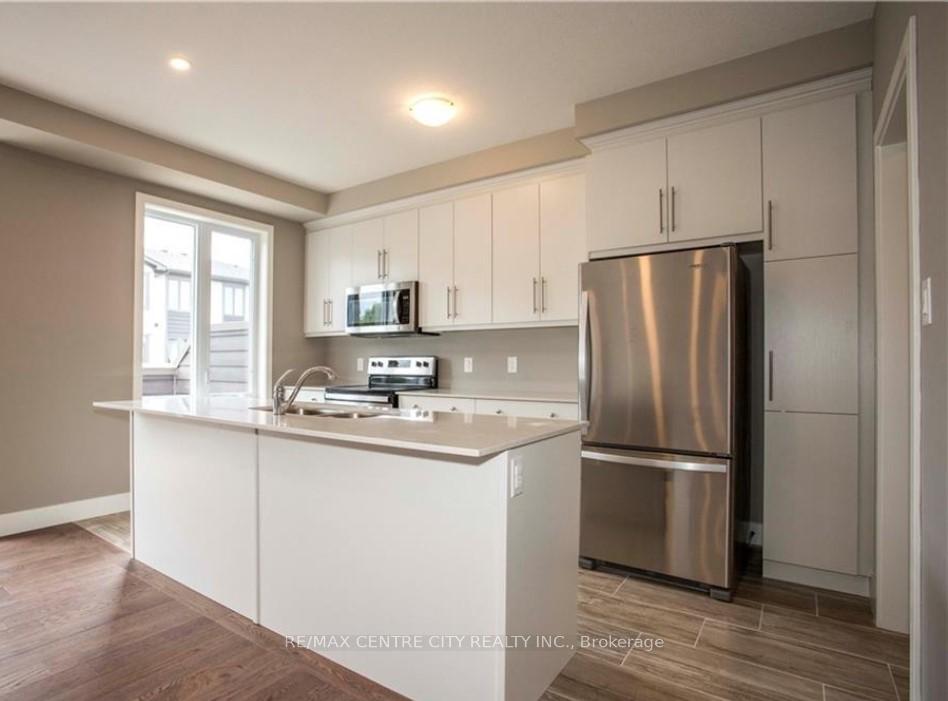 Photo 4 of Unit 37, 2070 Meadowgate Boulevard, London, South U — HOMEH