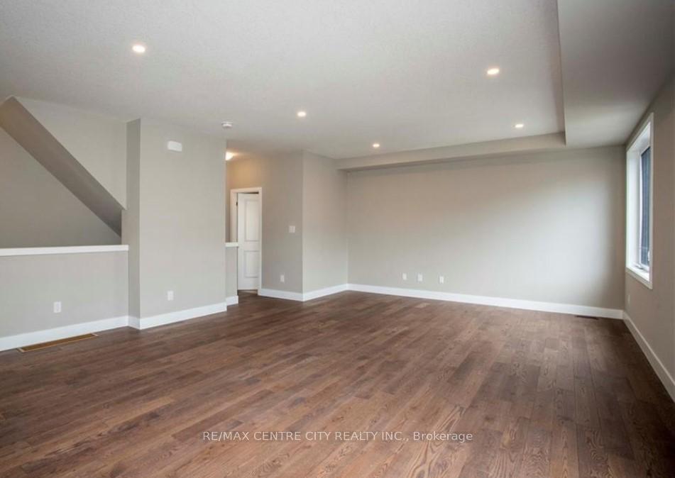 Photo 8 of Unit 37, 2070 Meadowgate Boulevard, London, South U — HOMEH