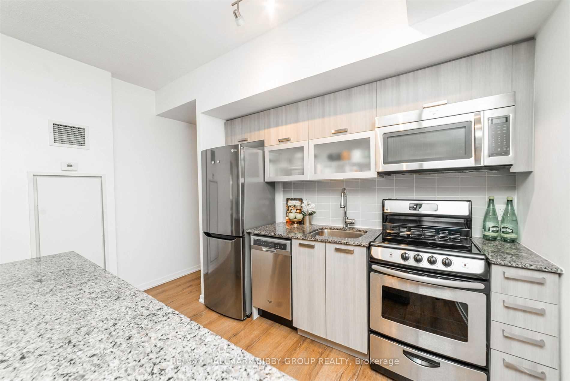 Photo 3 of Unit 622, 68 Abell Street, Toronto, Little Portugal — HOMEH