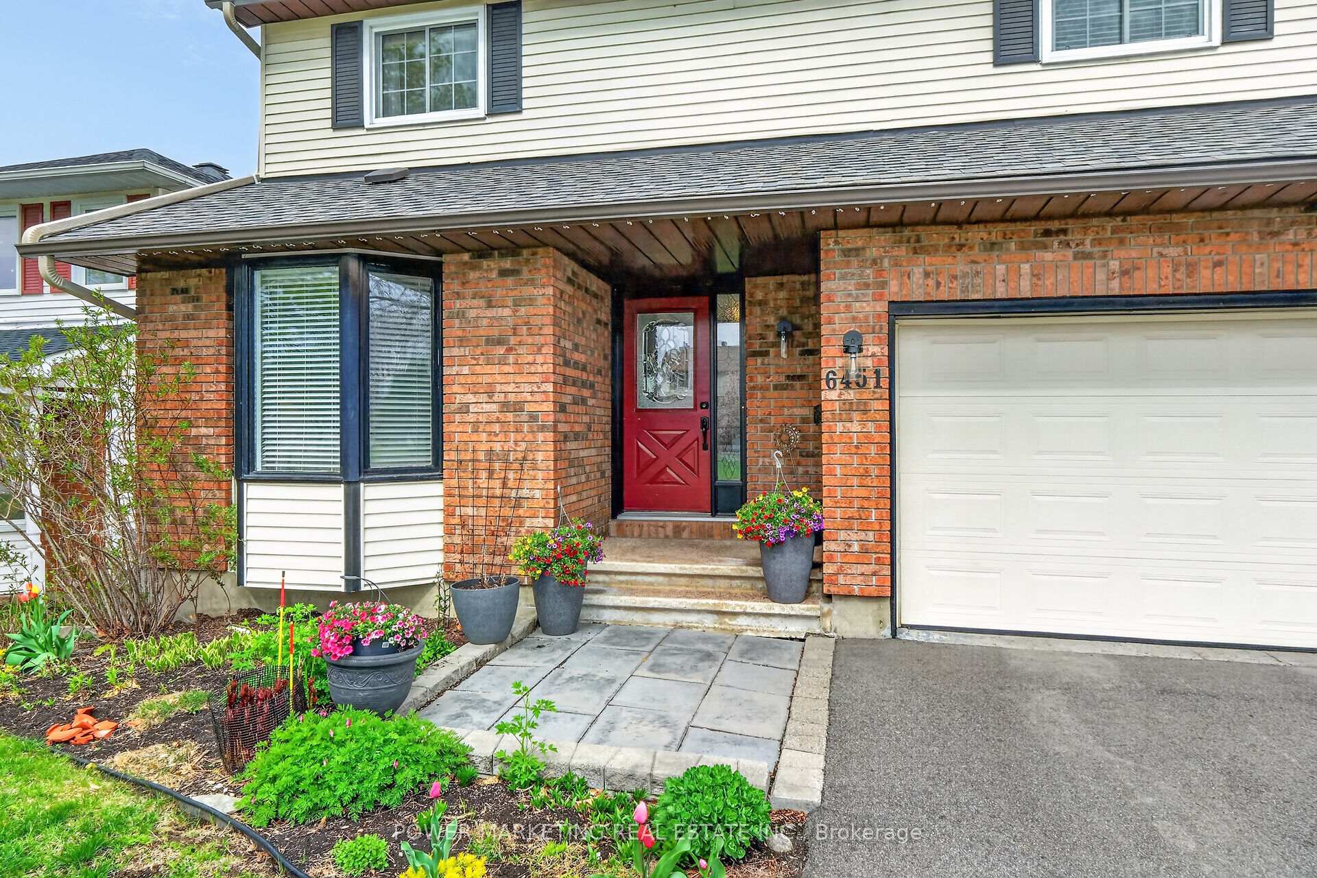 Photo 4 of 6451 Viseneau Drive, Ottawa, Chateauneuf — HOMEH