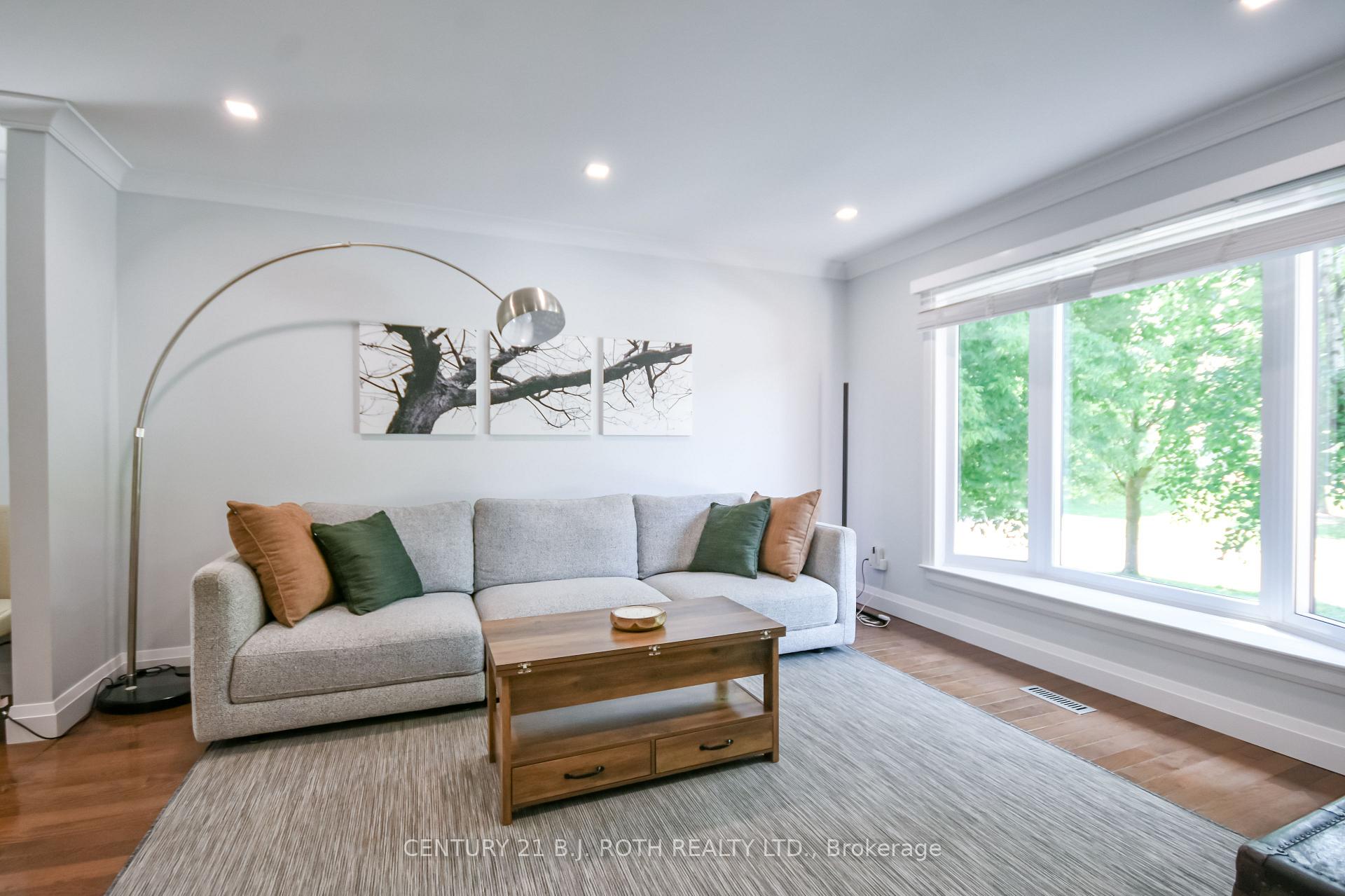Photo 5 of 31 Kingston Road, Newmarket, Bristol-London — HOMEH