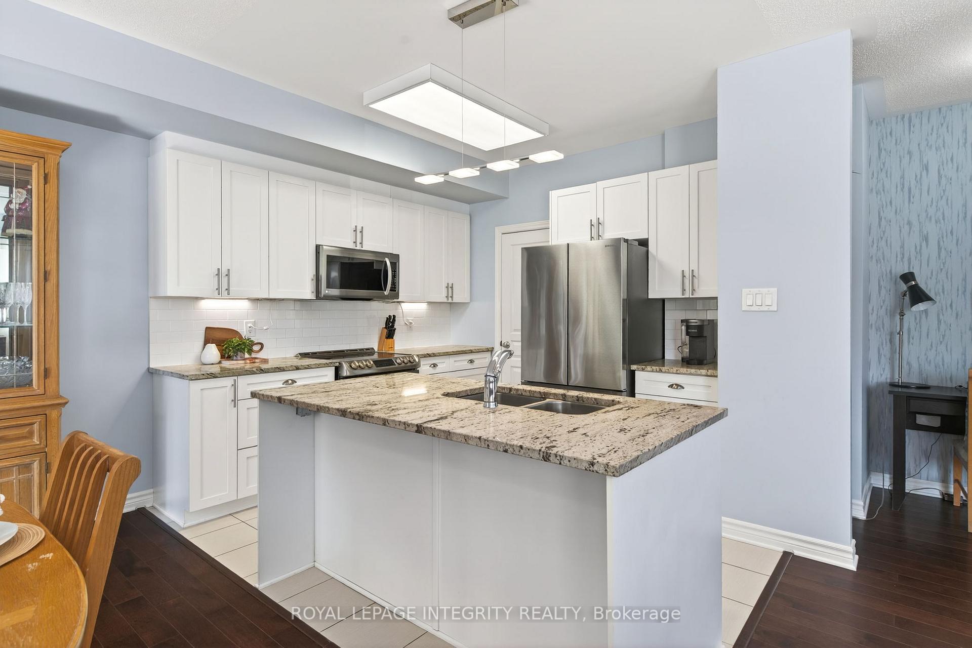 Photo 8 of 1007 Beryl Private, Ottawa, Riverside South/Gloucester Glen — HOMEH
