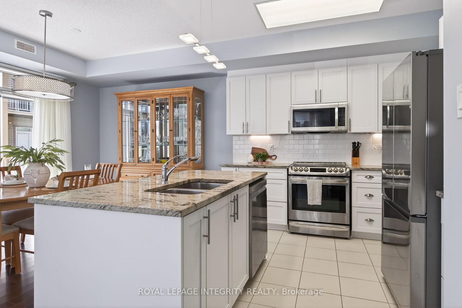 Photo 9 of 1007 Beryl Private, Ottawa, Riverside South/Gloucester Glen — HOMEH