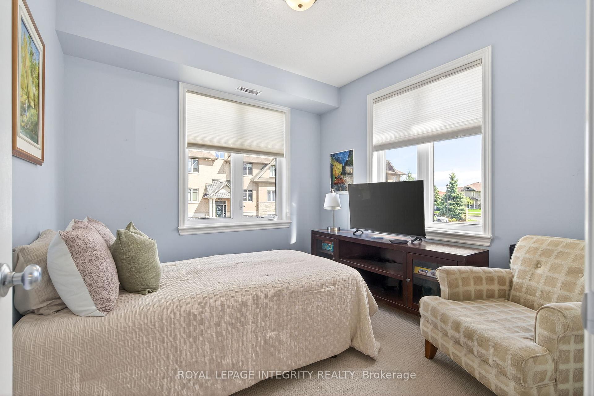 Photo 19 of 1007 Beryl Private, Ottawa, Riverside South/Gloucester Glen — HOMEH
