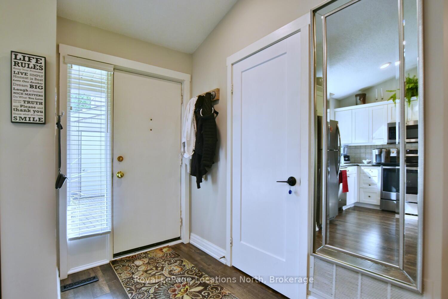 Photo 10 of 590 Oxbow Crescent, Collingwood — HOMEH