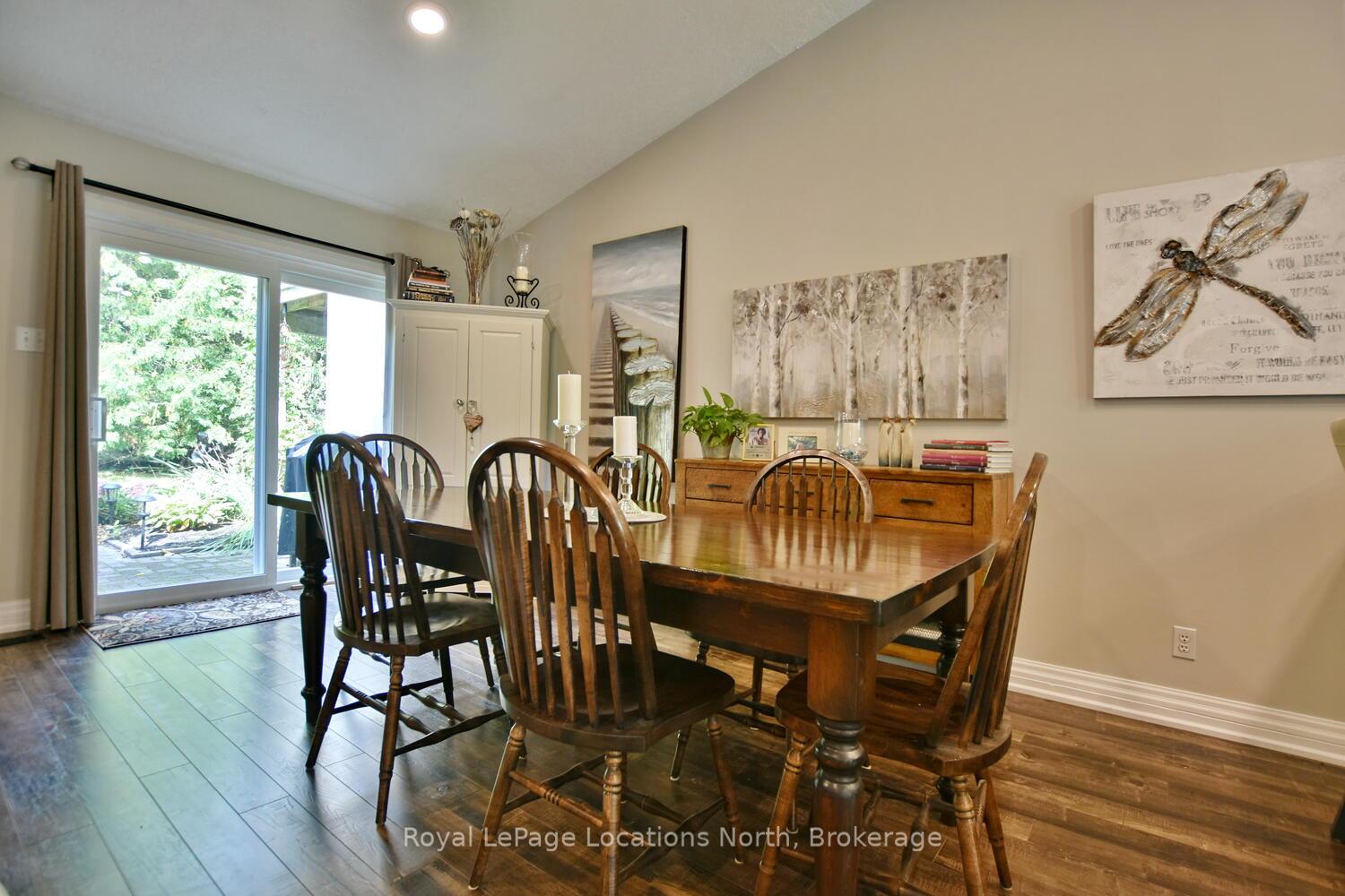 Photo 23 of 590 Oxbow Crescent, Collingwood — HOMEH