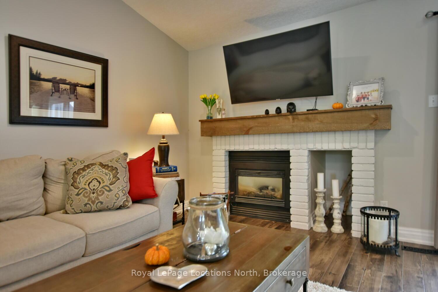 Photo 30 of 590 Oxbow Crescent, Collingwood — HOMEH