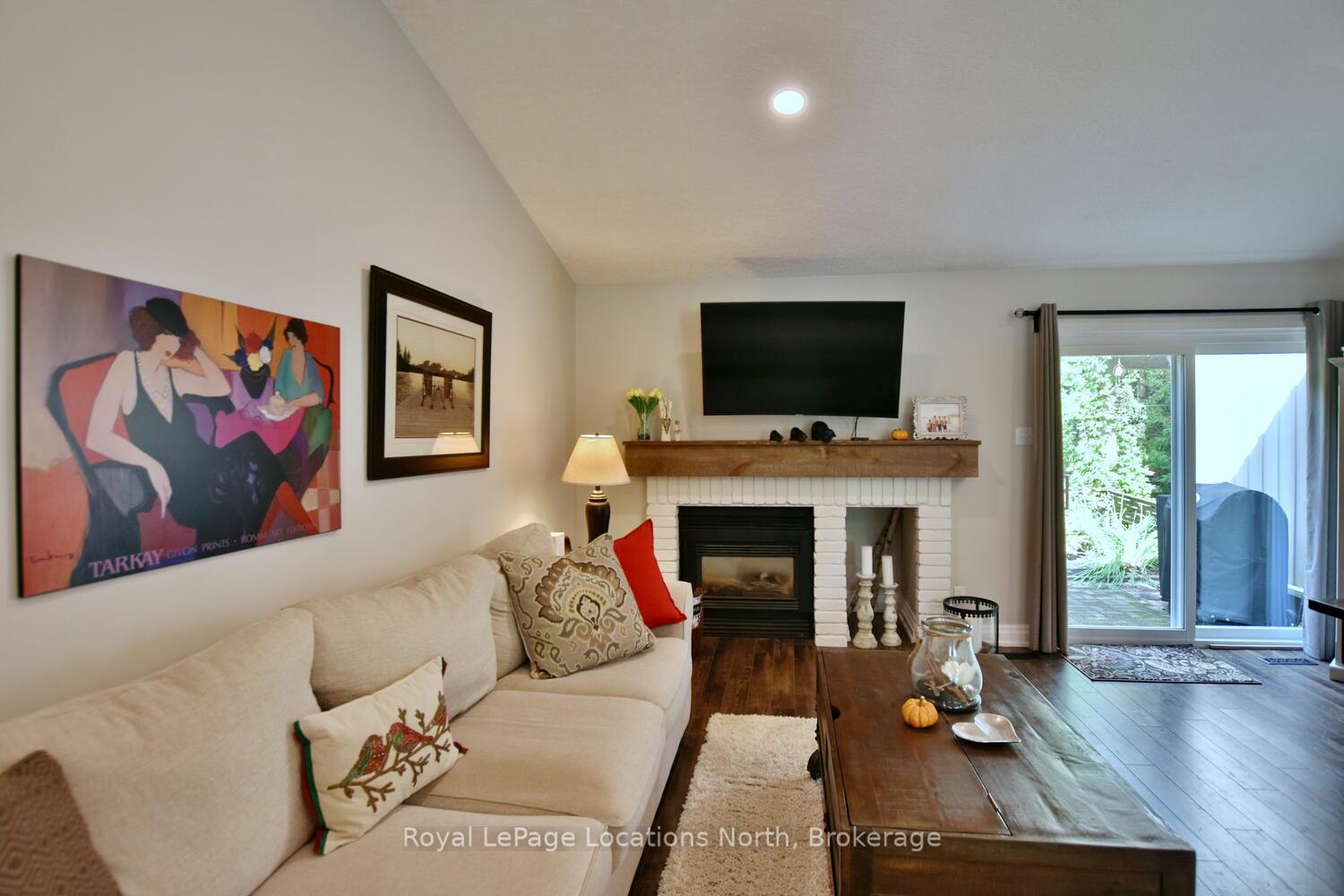 Photo 31 of 590 Oxbow Crescent, Collingwood — HOMEH