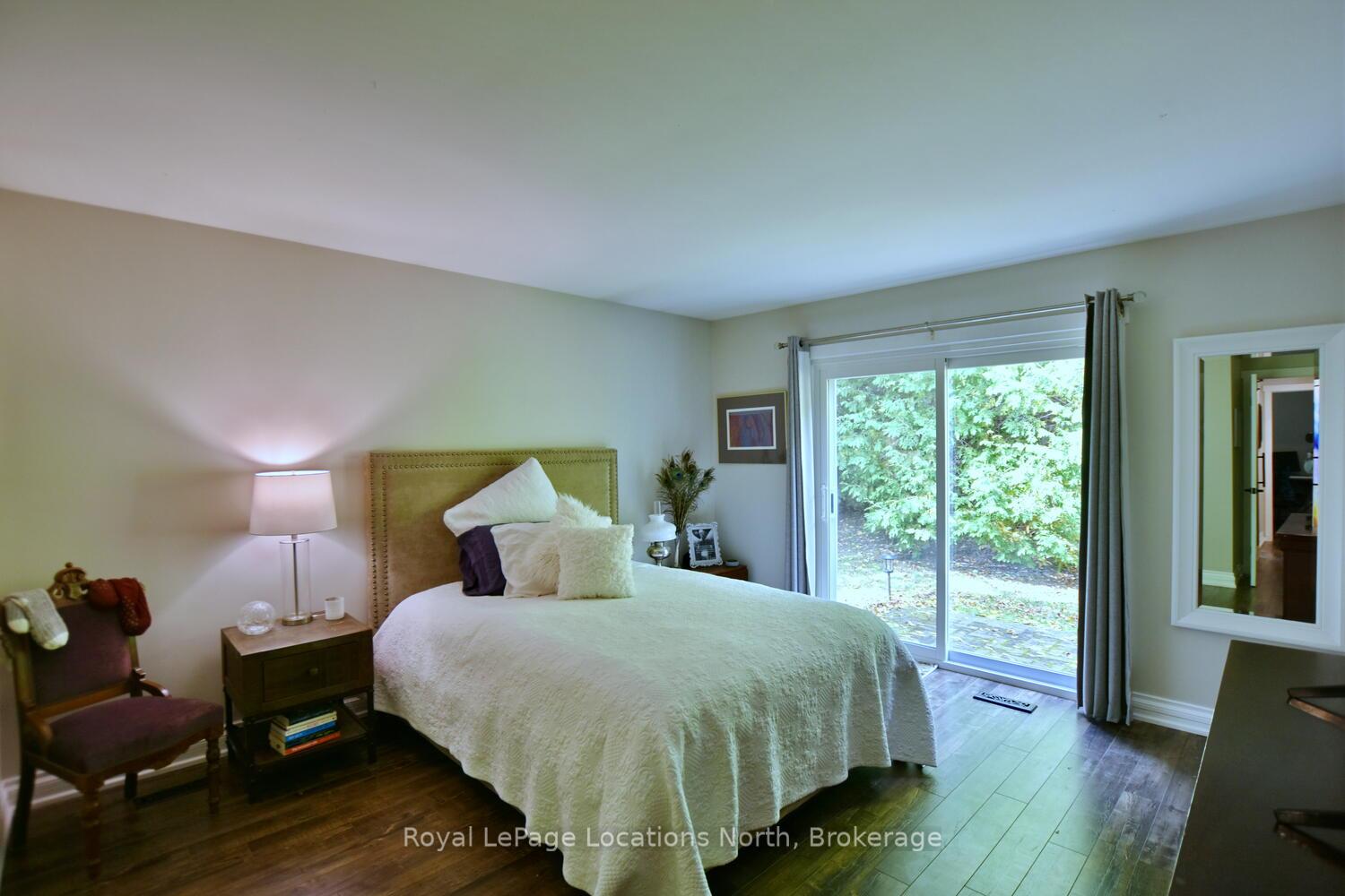 Photo 34 of 590 Oxbow Crescent, Collingwood — HOMEH
