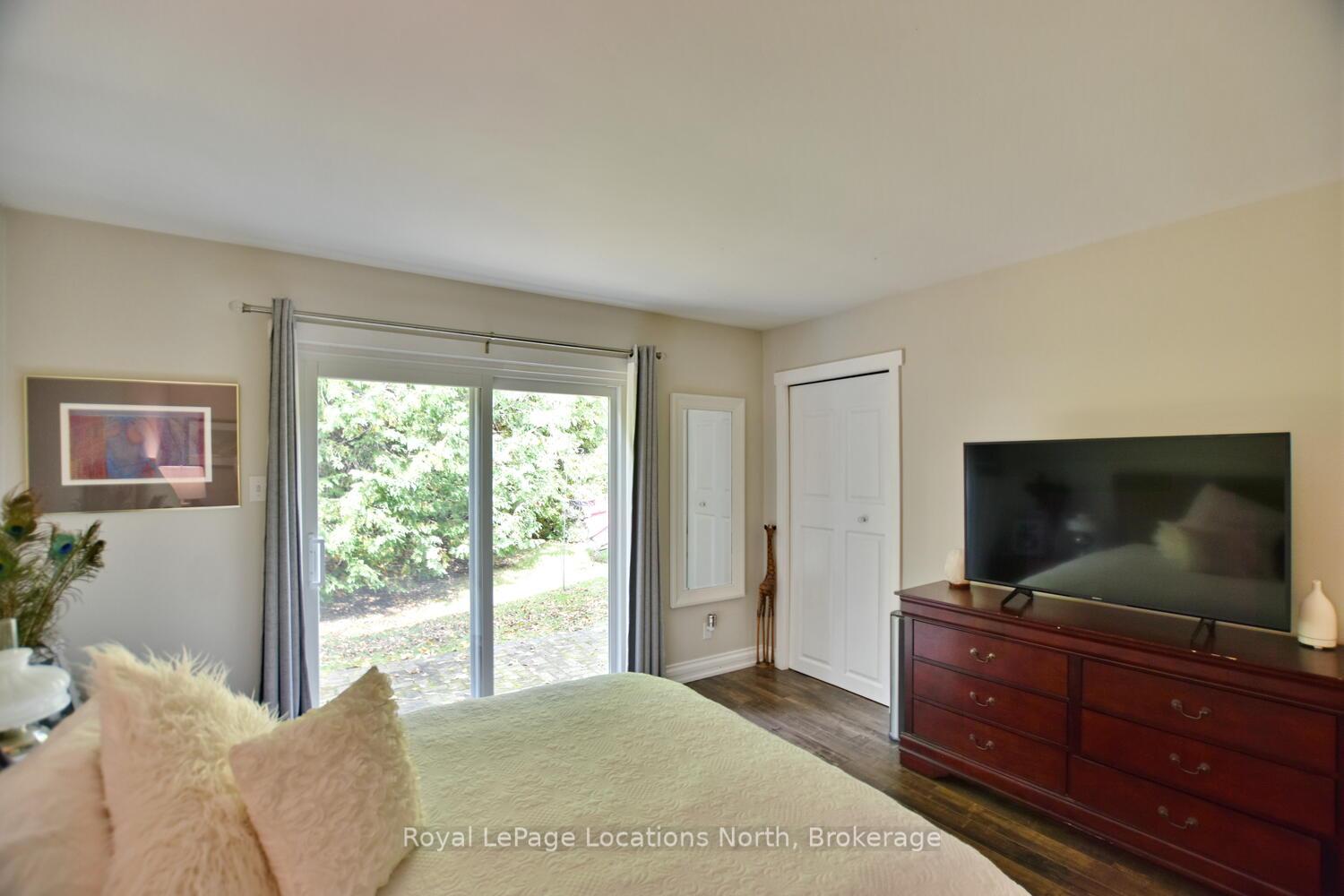 Photo 35 of 590 Oxbow Crescent, Collingwood — HOMEH