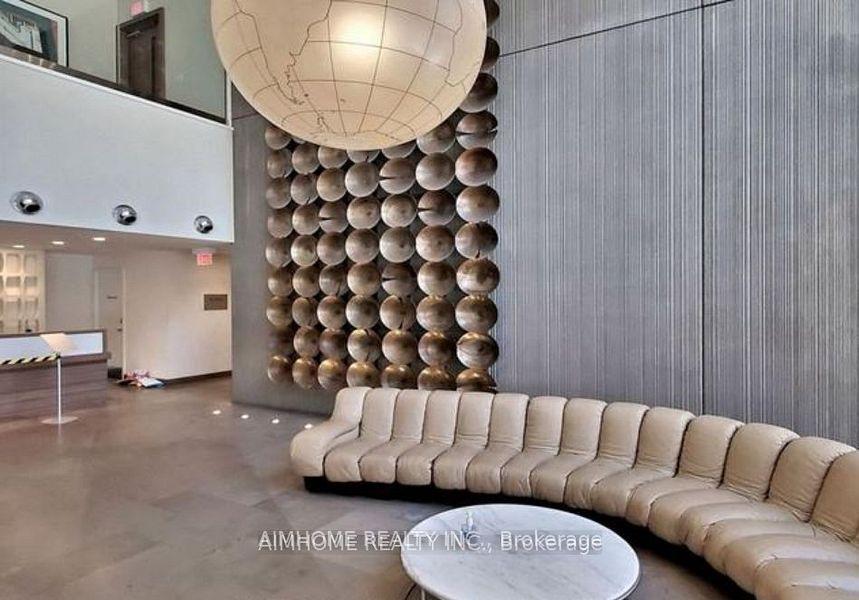 Photo 1 of Unit 2404, 75 St Nicholas Street, Toronto, Bay Street Corridor — HOMEH