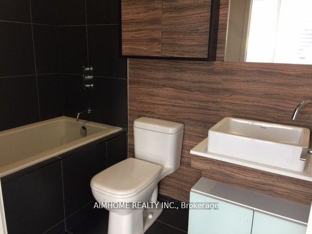 Photo 10 of Unit 2404, 75 St Nicholas Street, Toronto, Bay Street Corridor — HOMEH