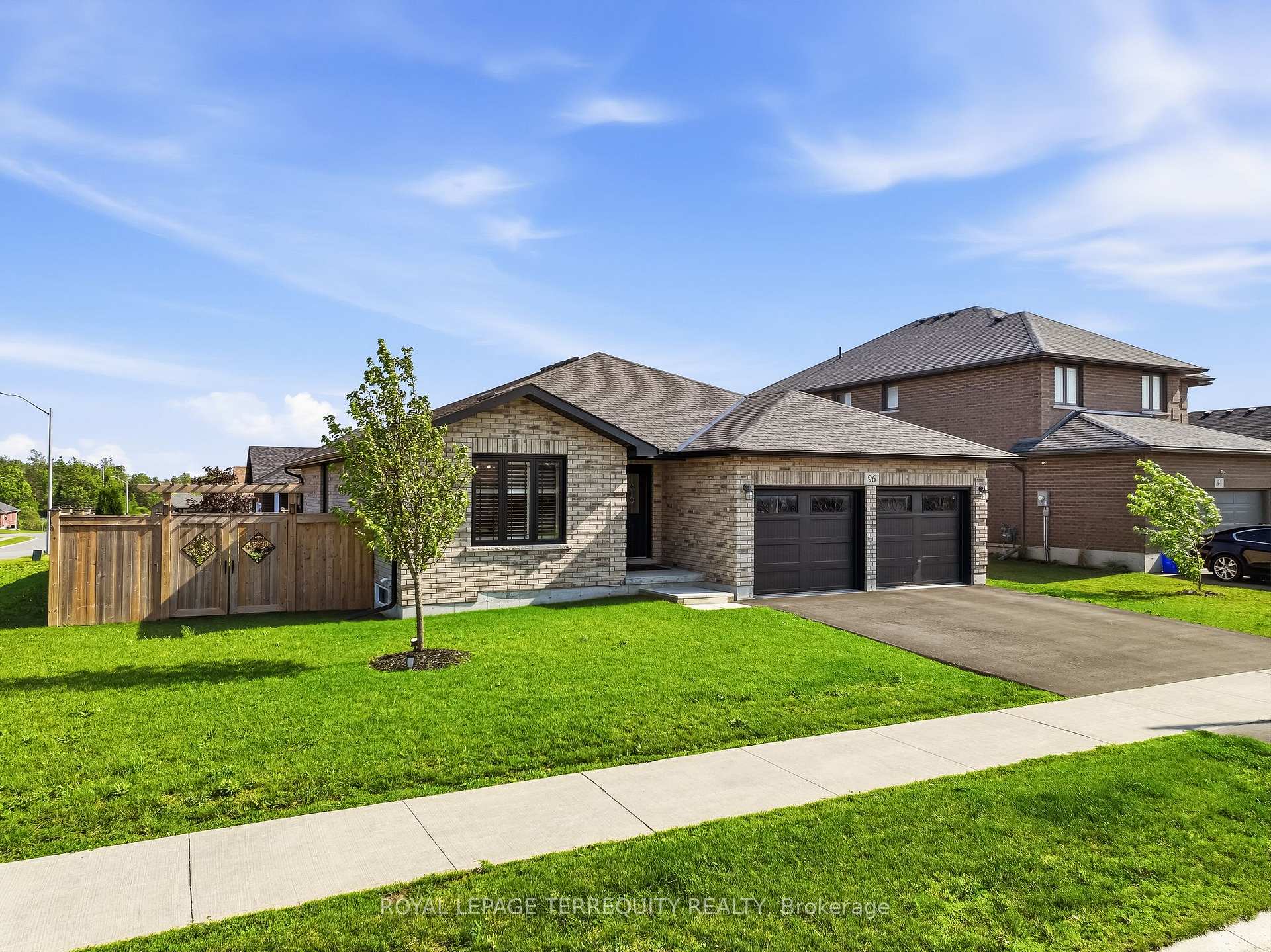 Photo 2 of 96 Darrell Drain Crescent, Asphodel-Norwood, Norwood — HOMEH