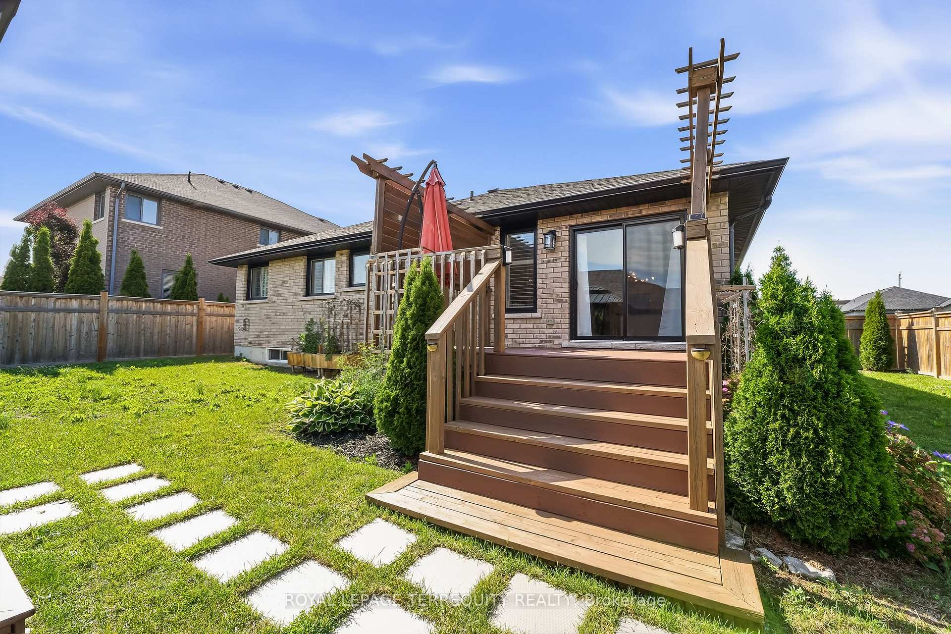 Photo 40 of 96 Darrell Drain Crescent, Asphodel-Norwood, Norwood — HOMEH
