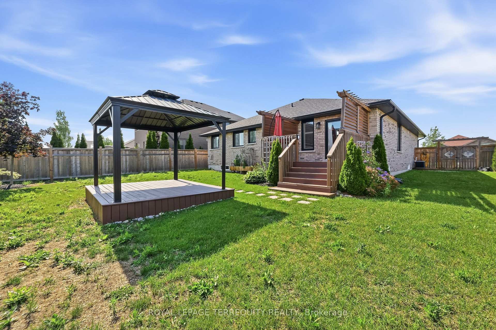 Photo 41 of 96 Darrell Drain Crescent, Asphodel-Norwood, Norwood — HOMEH