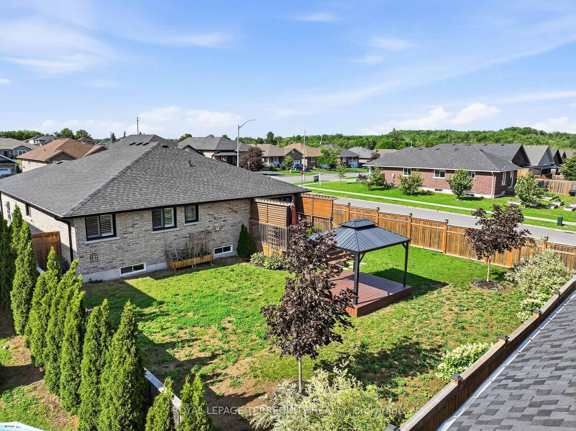 Photo 46 of 96 Darrell Drain Crescent, Asphodel-Norwood, Norwood — HOMEH