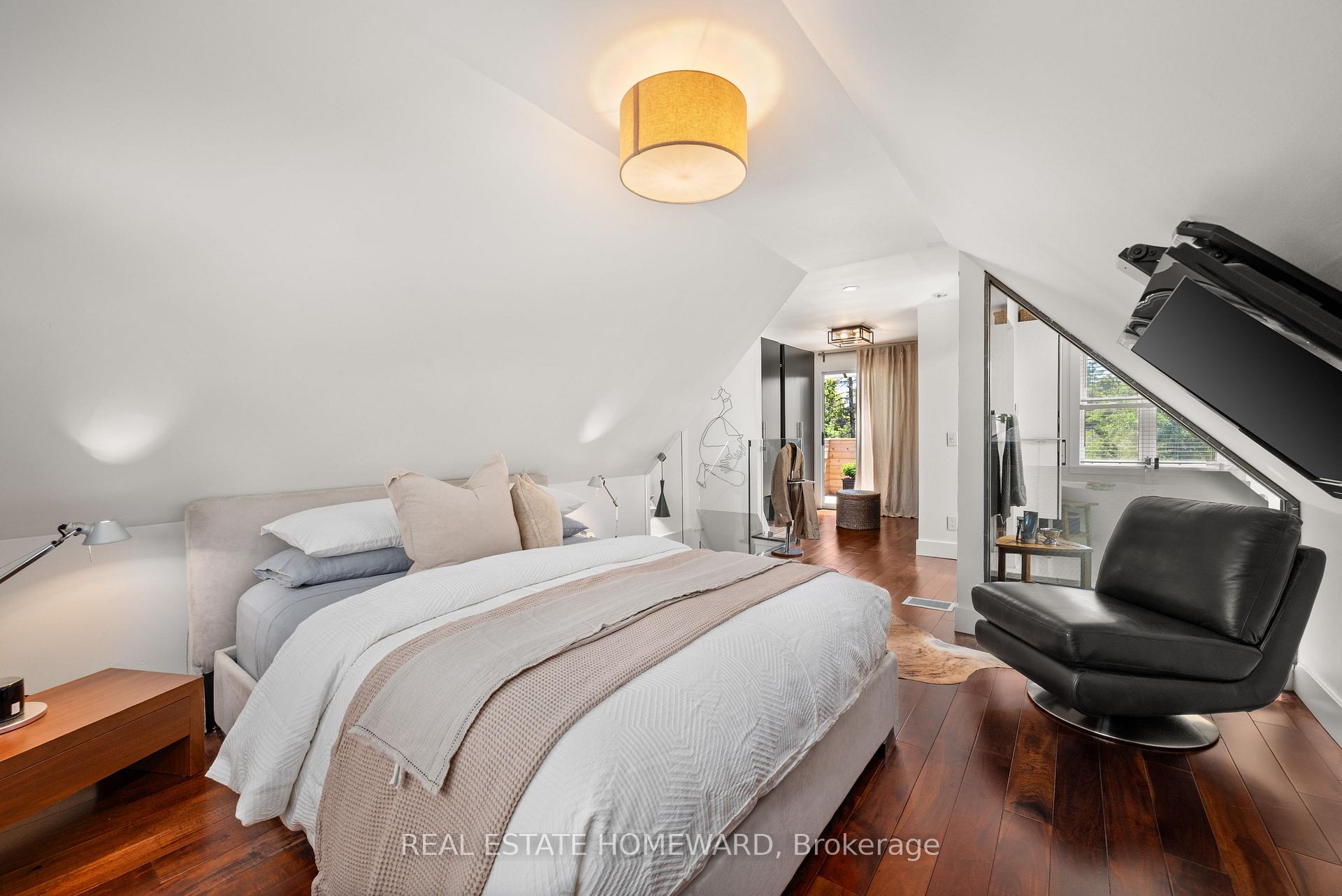 Photo 25 of 157 Ranleigh Avenue, Toronto, Lawrence Park North — HOMEH
