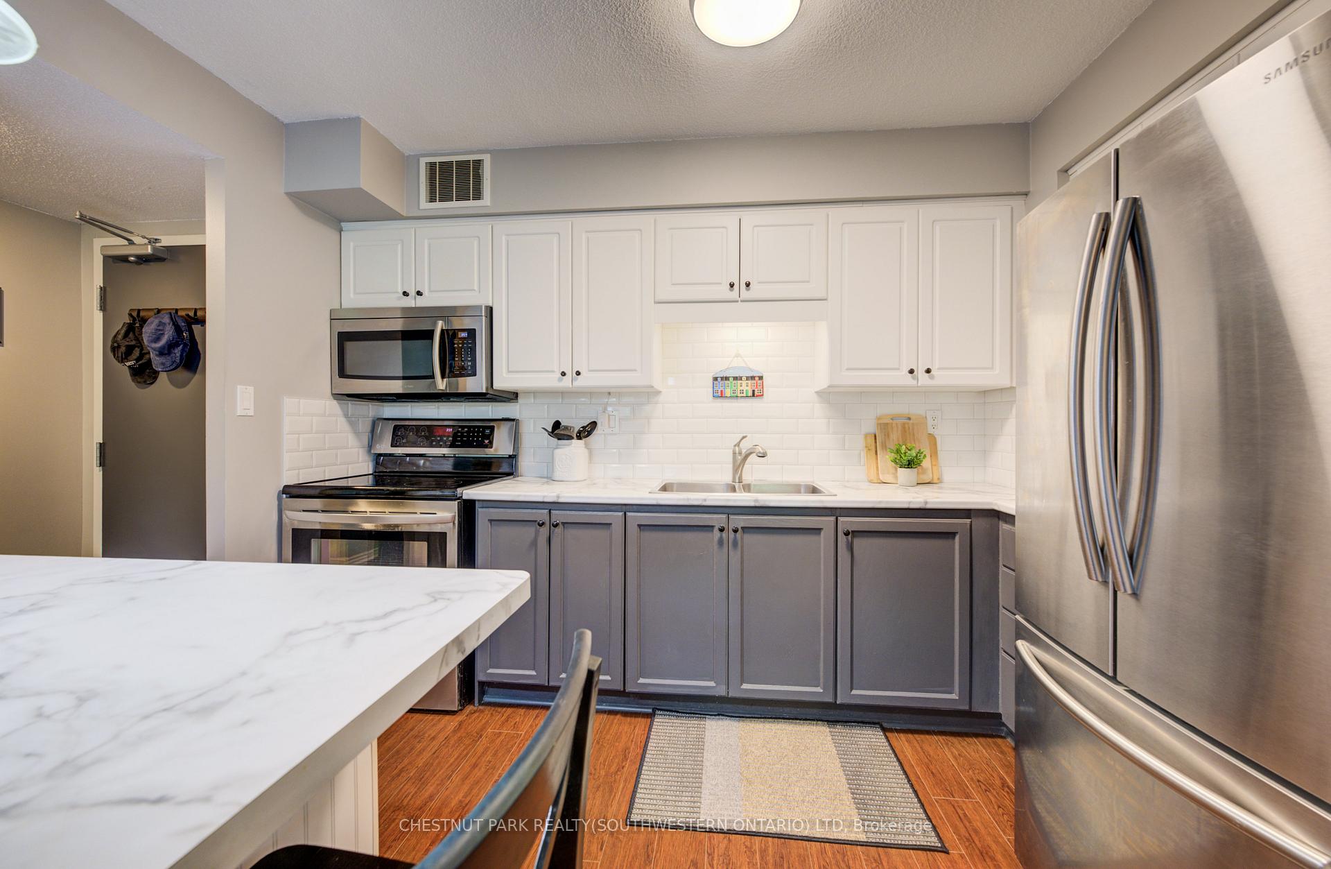 Photo 9 of Unit 401, 260 Sheldon Avenue N, Kitchener, Eastwood — HOMEH