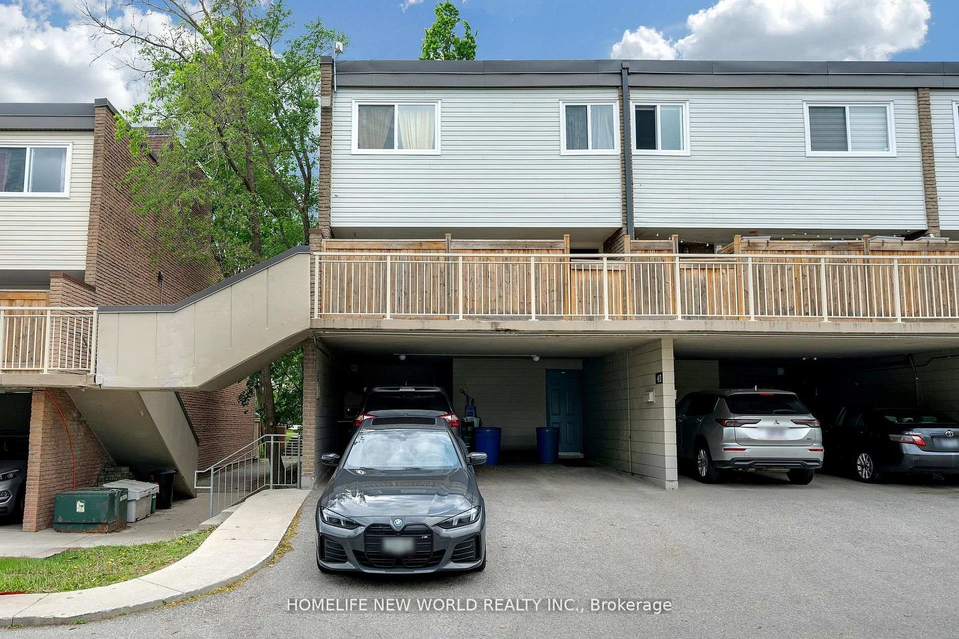 Photo 20 of 38 Springfair Avenue, Aurora, Aurora Village — HOMEH