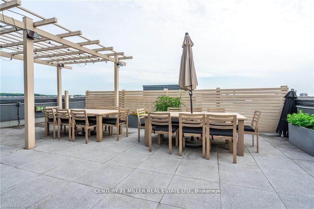 Photo 14 of Unit # 305, 3028 Creekshore Common, Oakville, Glenorchy — HOMEH