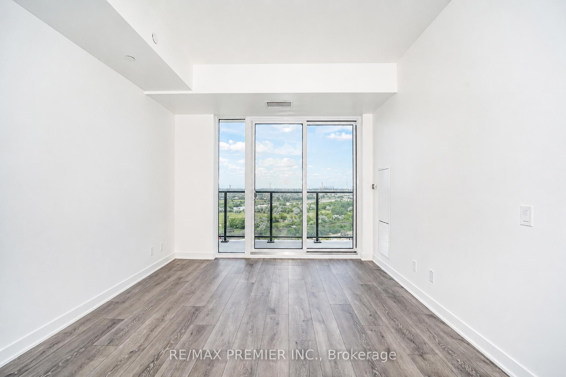 Photo 16 of Unit # 1310, 6 Flavelle Trail, Vaughan, Steeles West Industrial — HOMEH