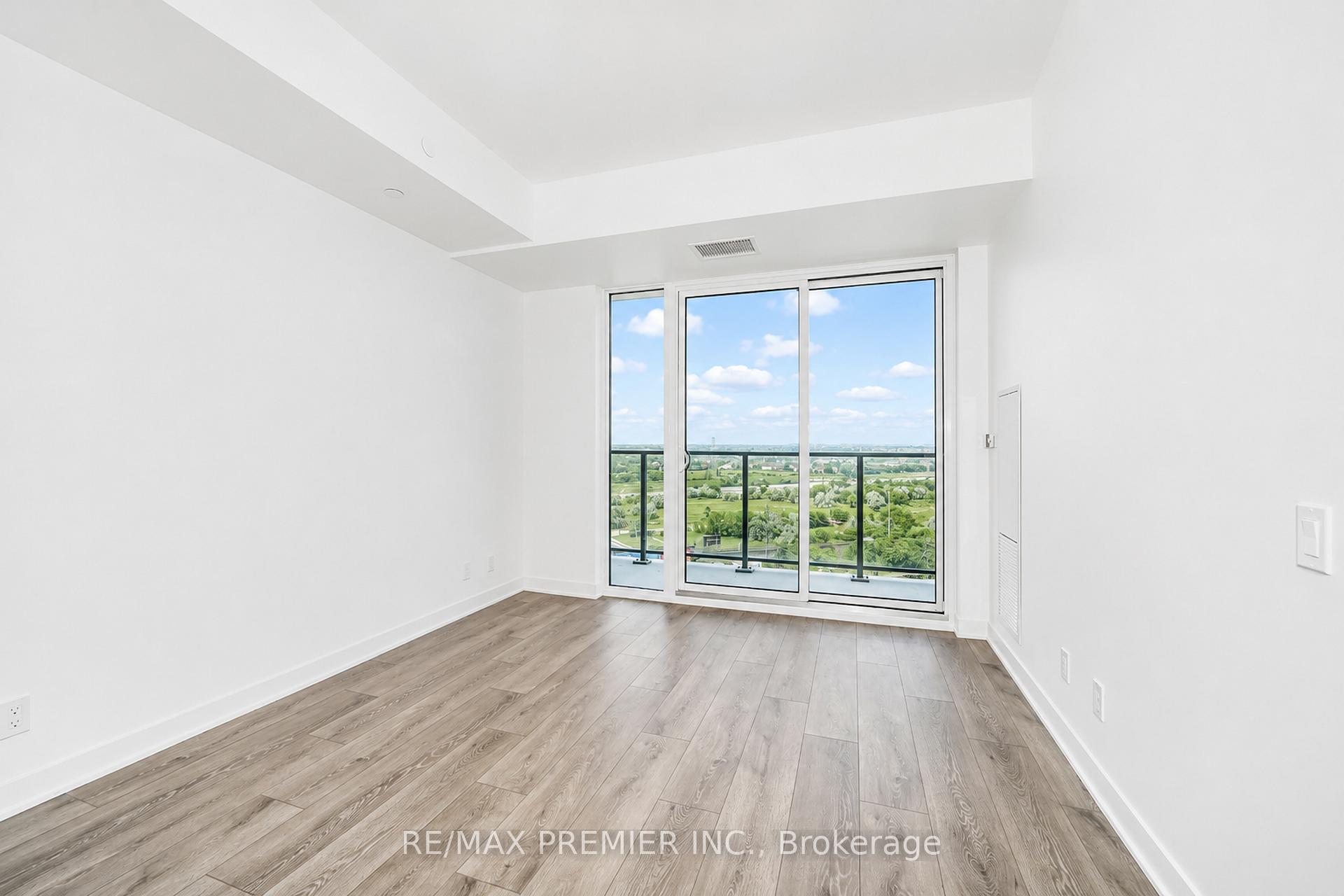 Photo 18 of Unit # 1310, 6 Flavelle Trail, Vaughan, Steeles West Industrial — HOMEH