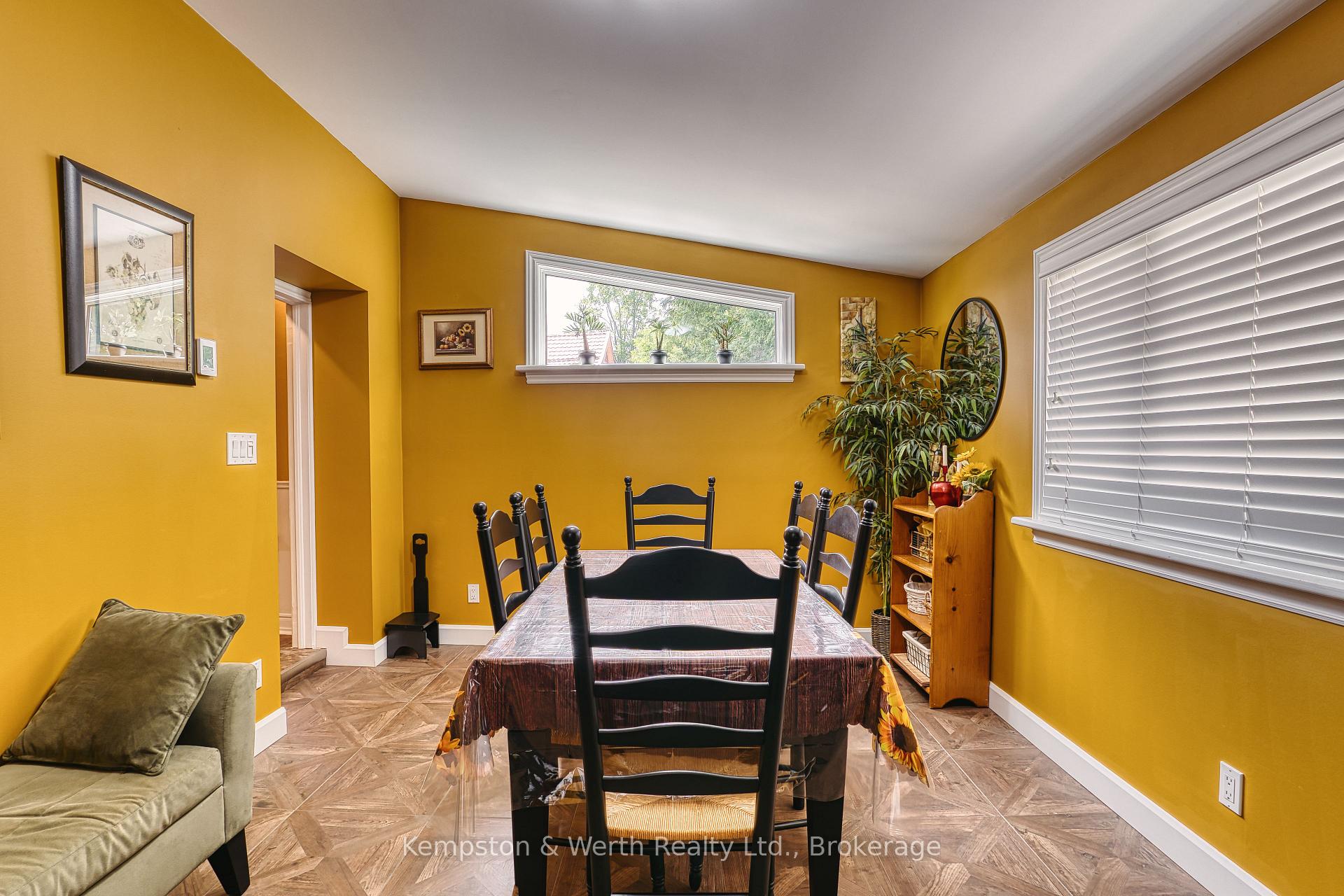 Photo 33 of 459 Wallace Avenue N, North Perth, Listowel — HOMEH