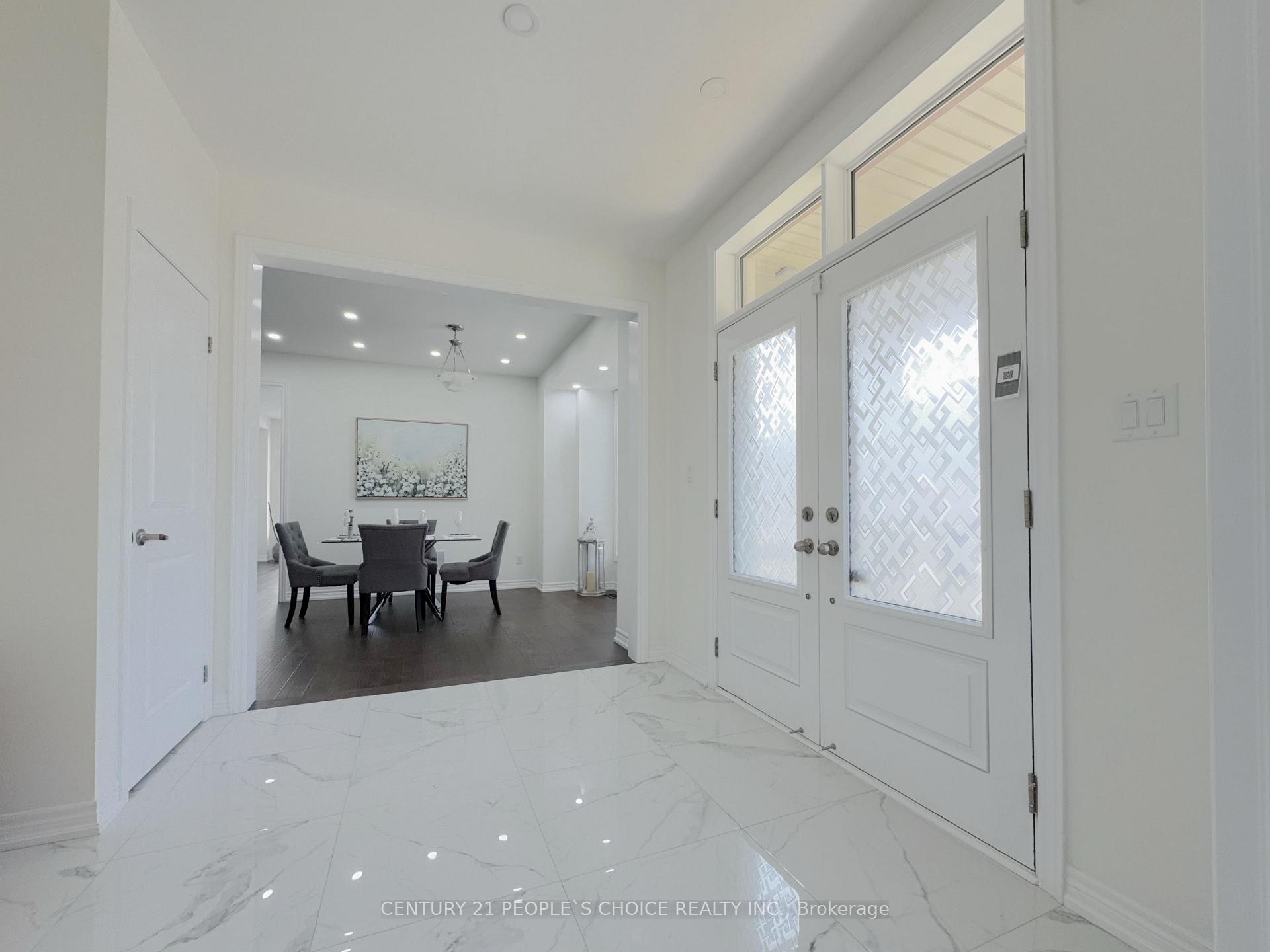 Photo 6 of 209 Stilton Avenue, Vaughan, Kleinburg — HOMEH