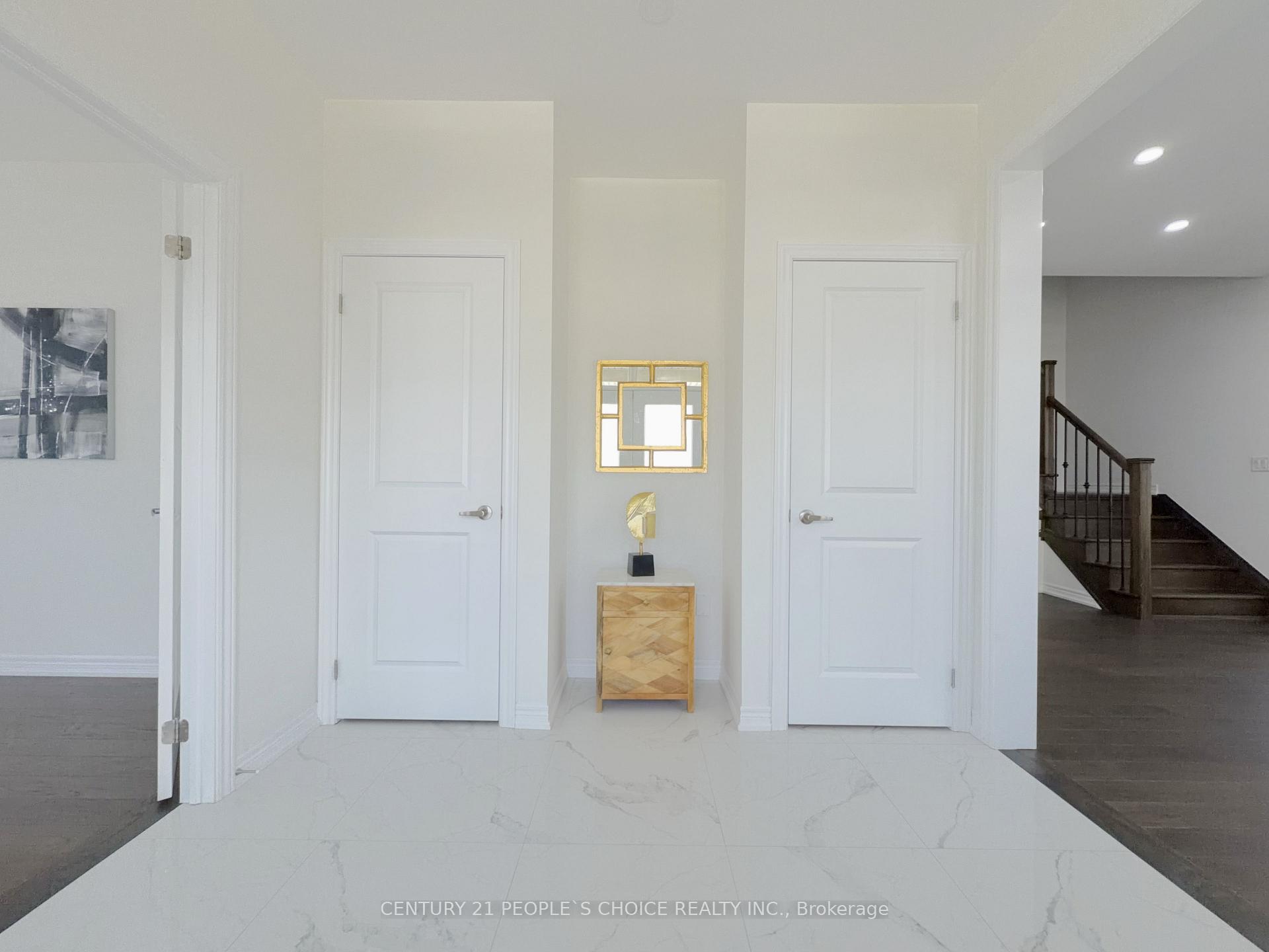 Photo 7 of 209 Stilton Avenue, Vaughan, Kleinburg — HOMEH