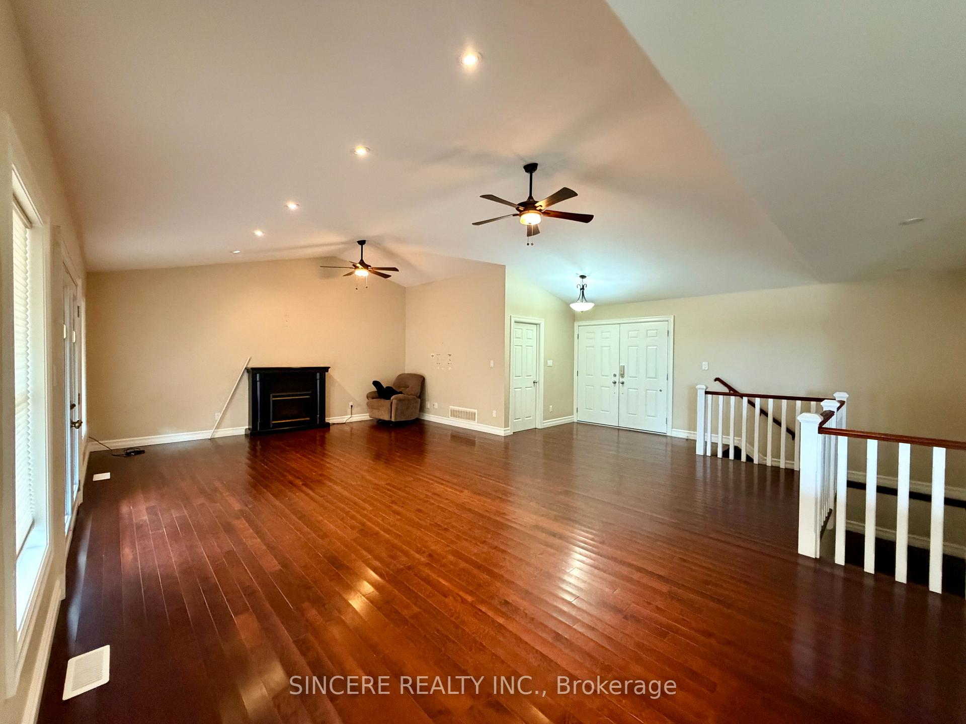 Photo 4 of 7132 County Rd 27, Essa, Thornton — HOMEH