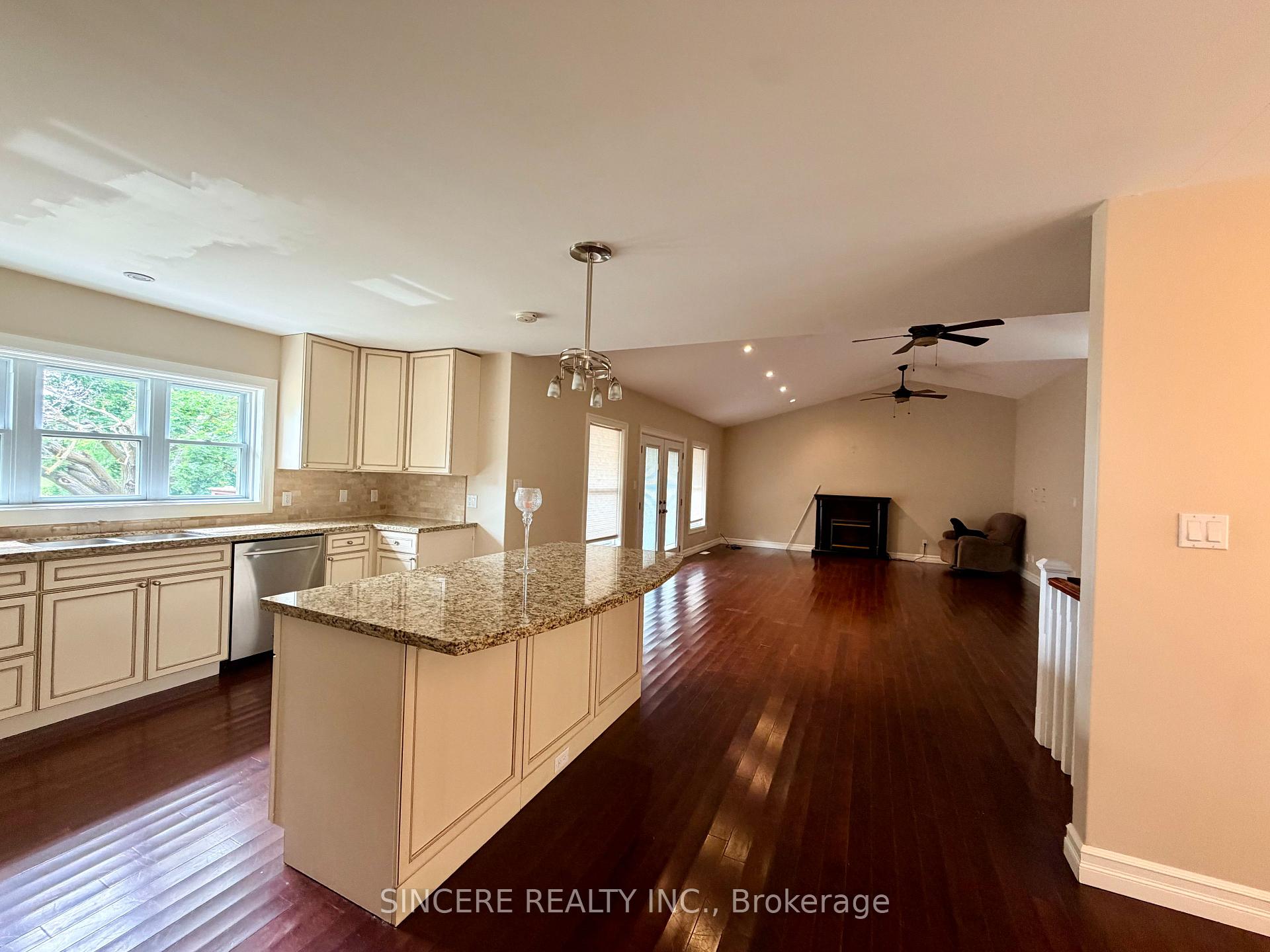 Photo 6 of 7132 County Rd 27, Essa, Thornton — HOMEH