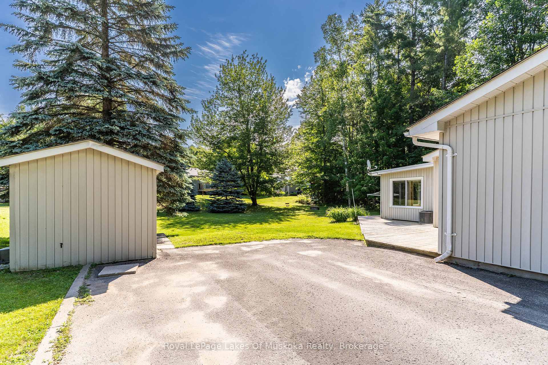 Photo 32 of 130 Robinson Avenue, Gravenhurst, Muskoka (S) — HOMEH