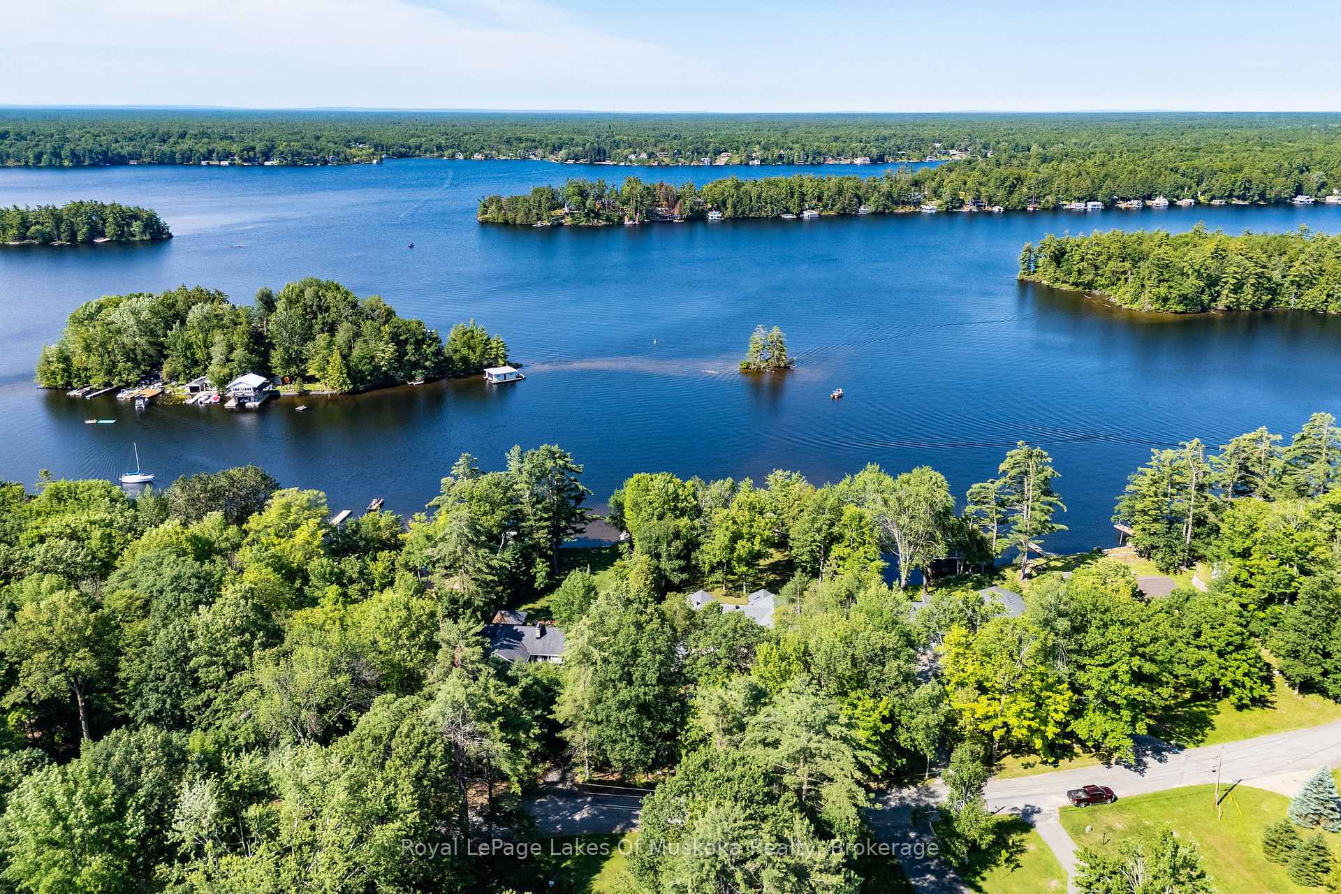 Photo 36 of 130 Robinson Avenue, Gravenhurst, Muskoka (S) — HOMEH