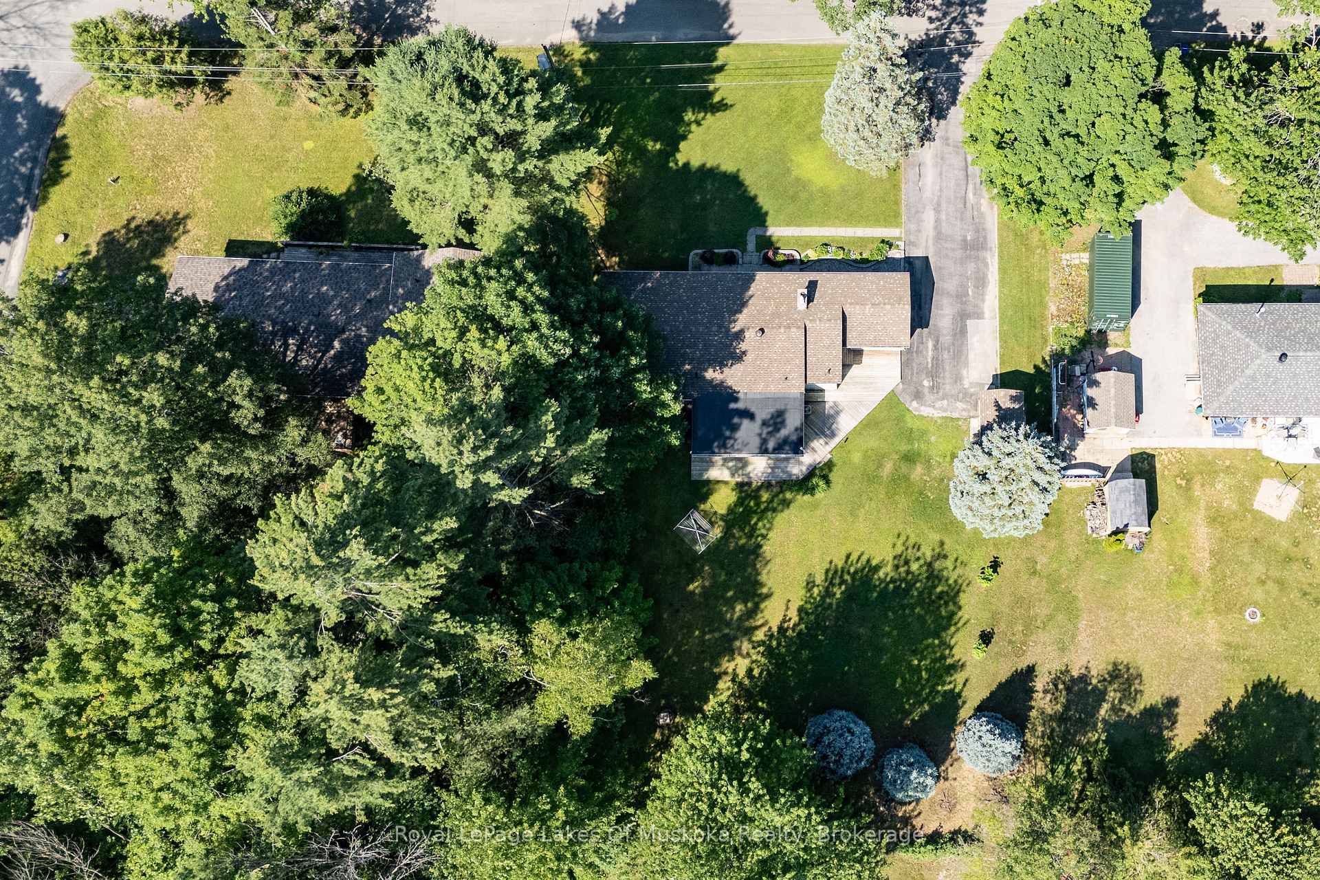Photo 38 of 130 Robinson Avenue, Gravenhurst, Muskoka (S) — HOMEH