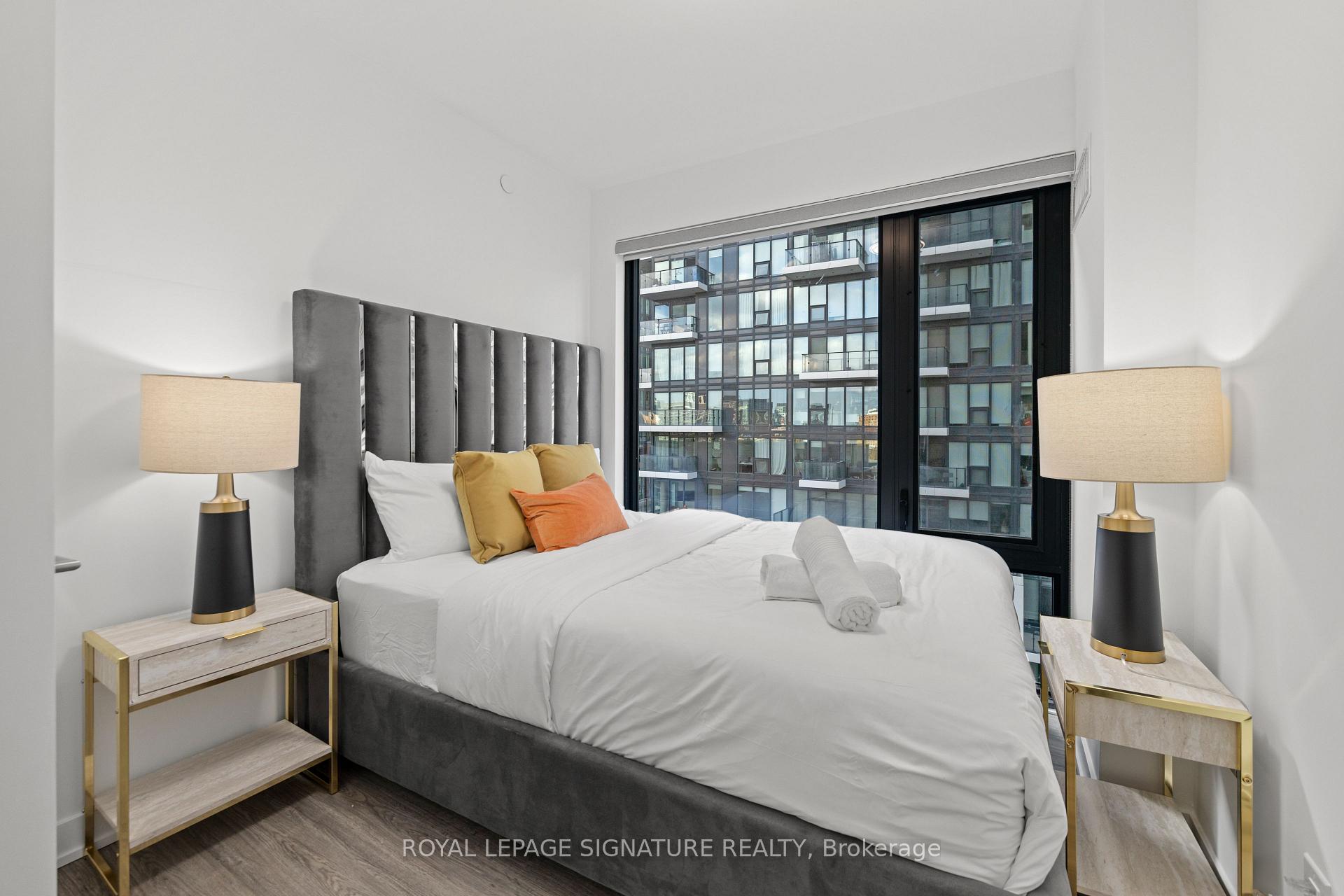Photo 12 of Unit 1002, 47 Mutual Street, Toronto, Church-Yonge Corridor — HOMEH