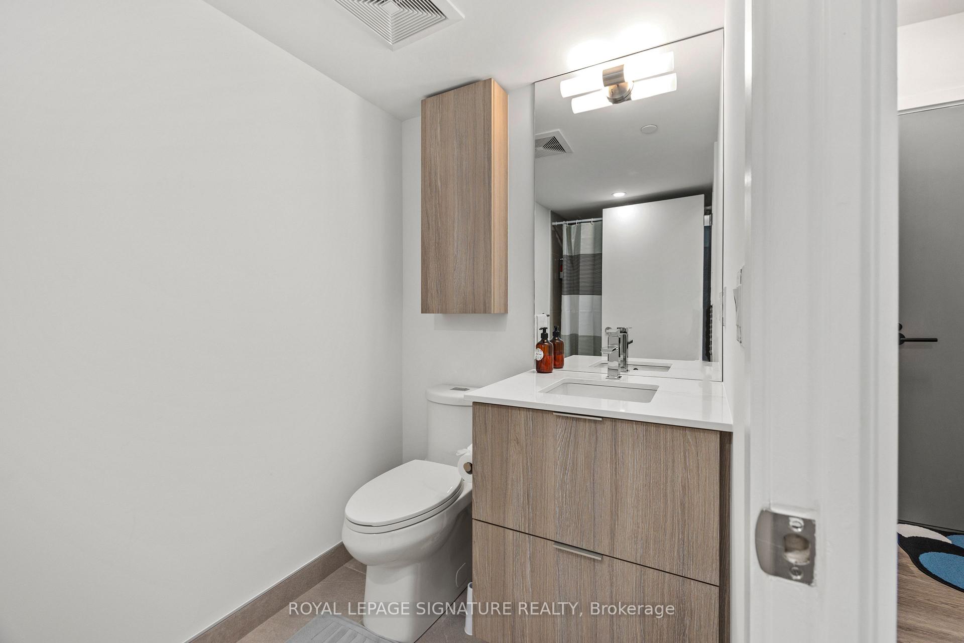 Photo 14 of Unit 1002, 47 Mutual Street, Toronto, Church-Yonge Corridor — HOMEH