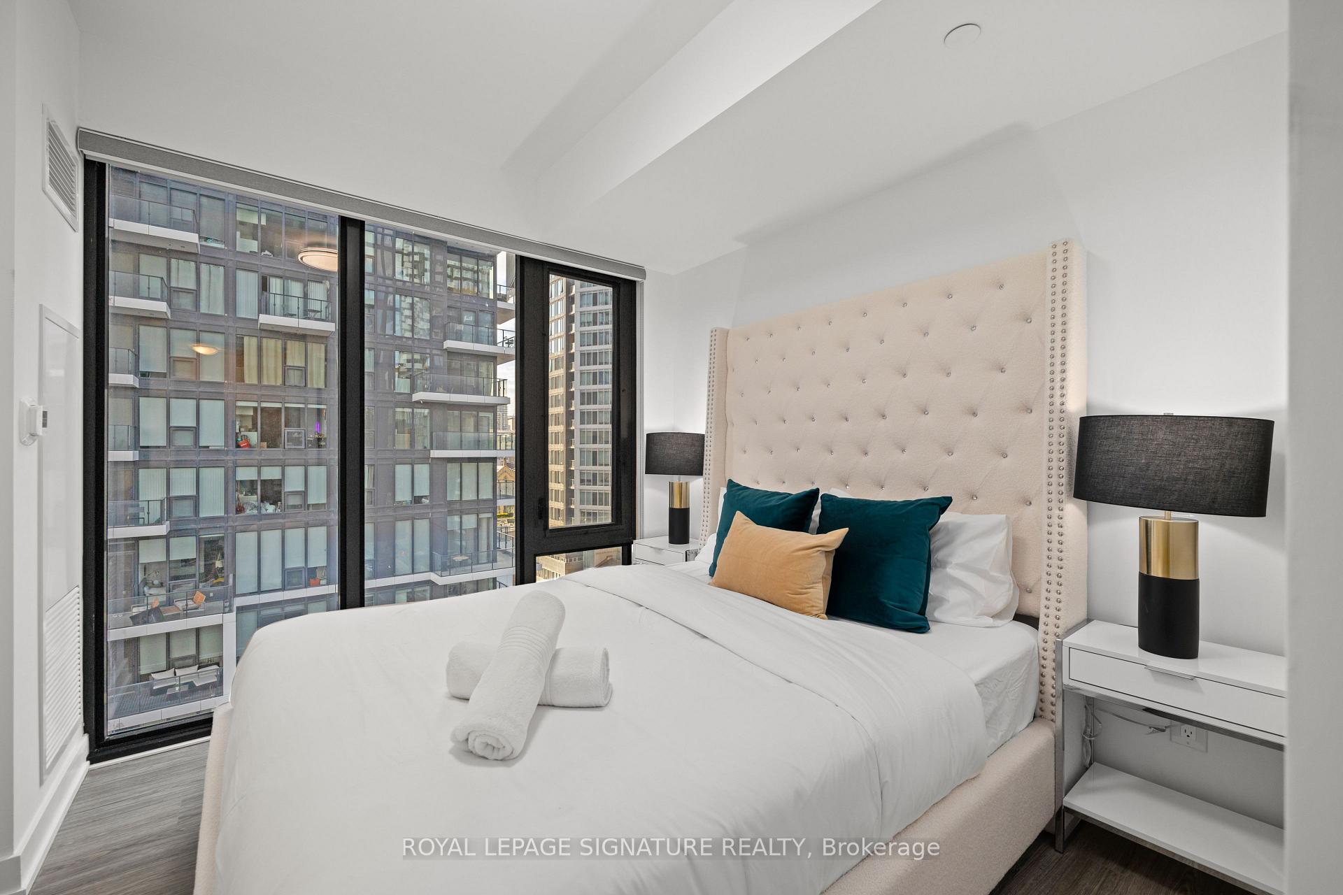 Photo 16 of Unit 1002, 47 Mutual Street, Toronto, Church-Yonge Corridor — HOMEH