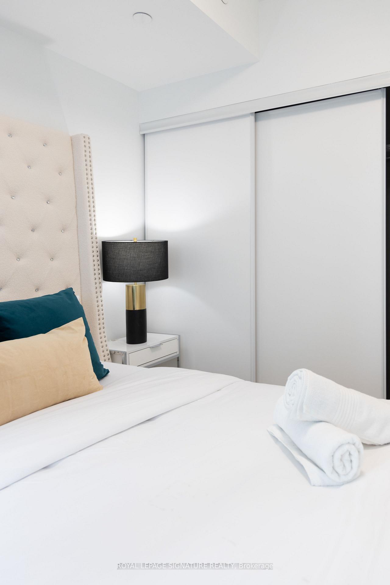 Photo 17 of Unit 1002, 47 Mutual Street, Toronto, Church-Yonge Corridor — HOMEH