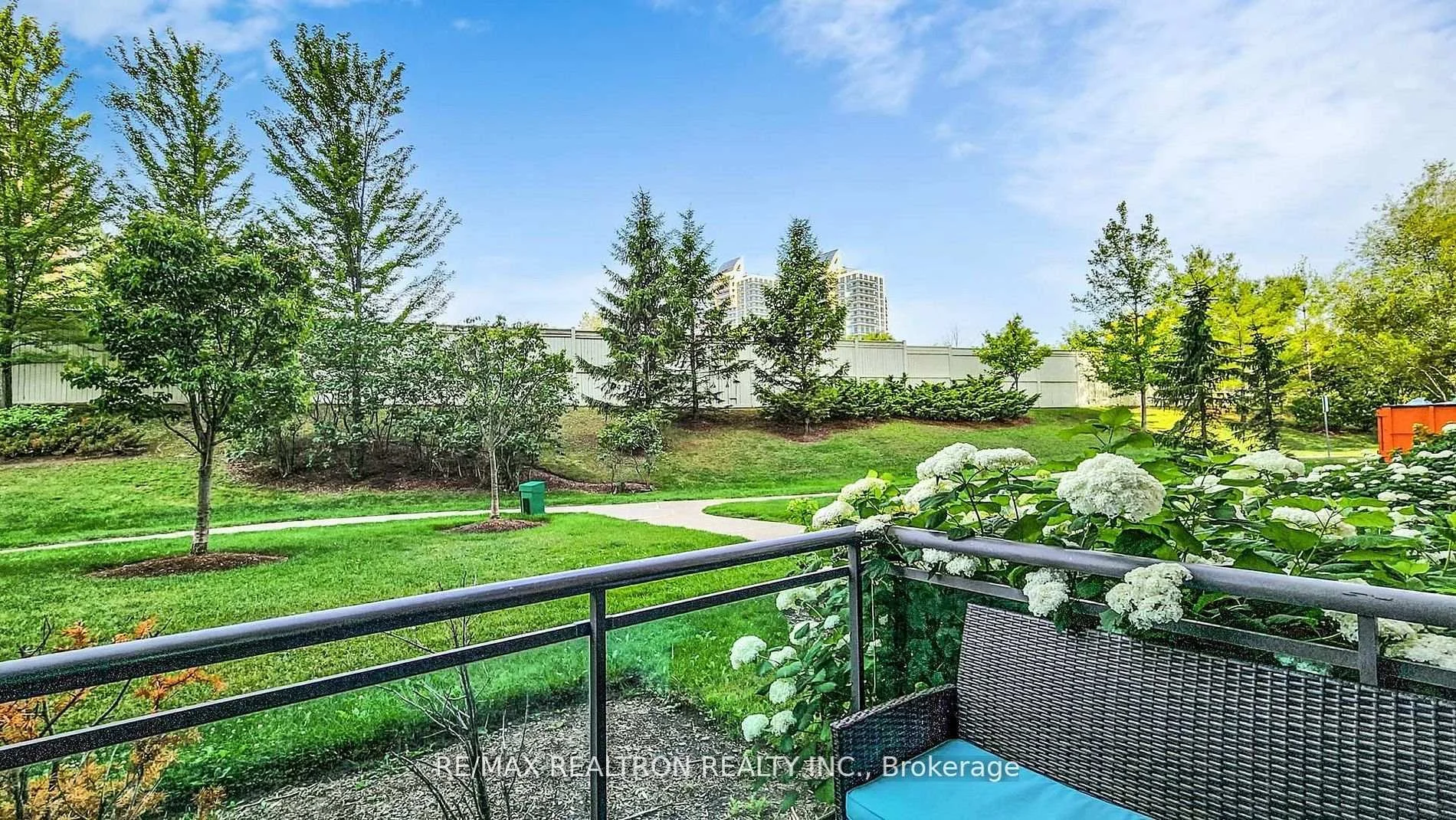 Photo 32 of Unit 103, 330 Red Maple Road, Richmond Hill, Langstaff — HOMEH