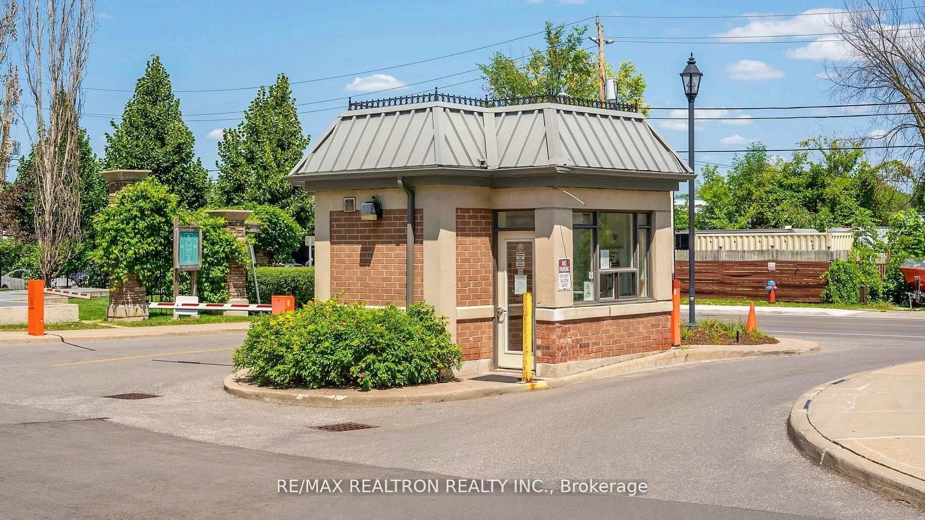 Photo 42 of Unit 103, 330 Red Maple Road, Richmond Hill, Langstaff — HOMEH