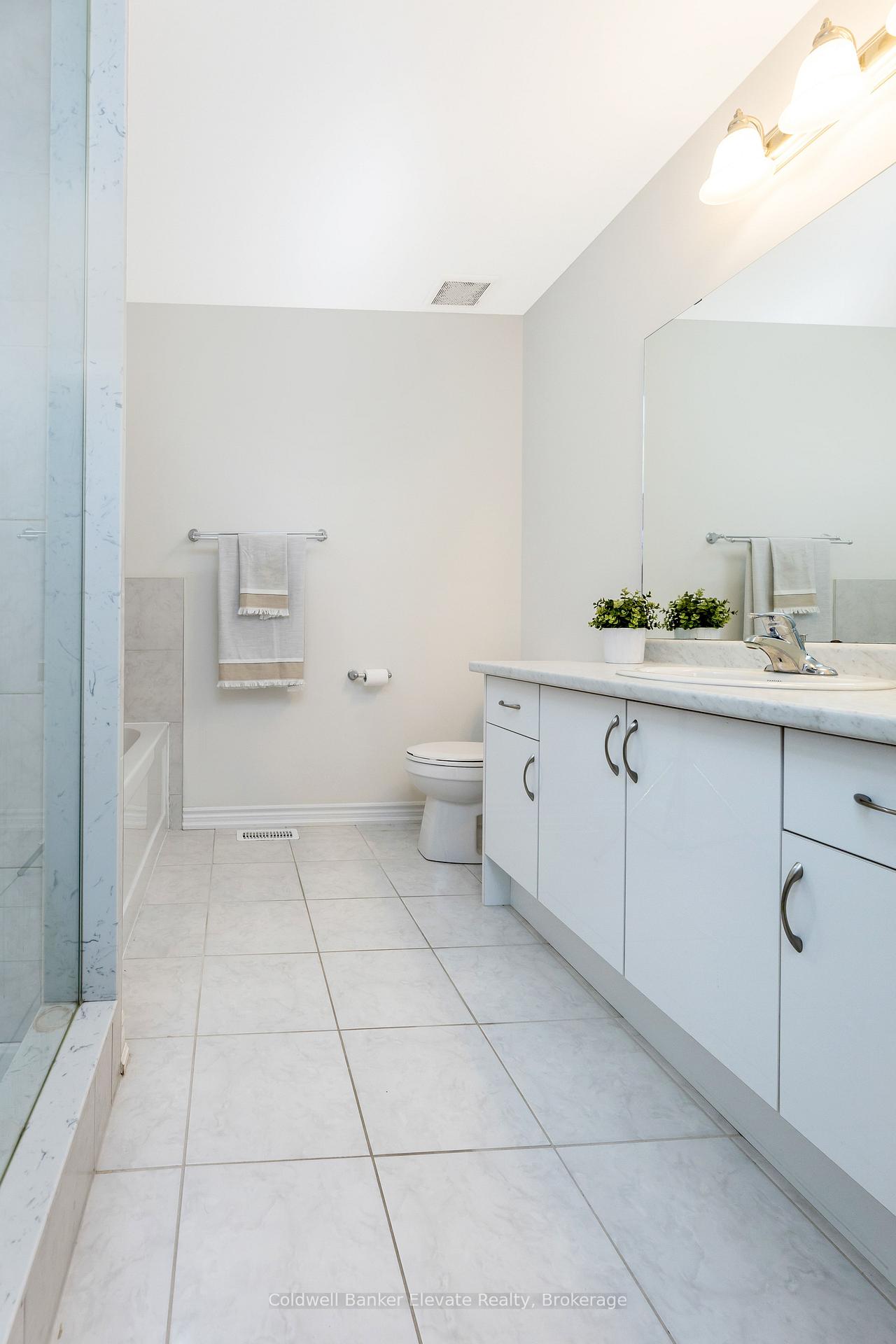 Photo 31 of 108 Flagg Avenue, Brant, Paris — HOMEH