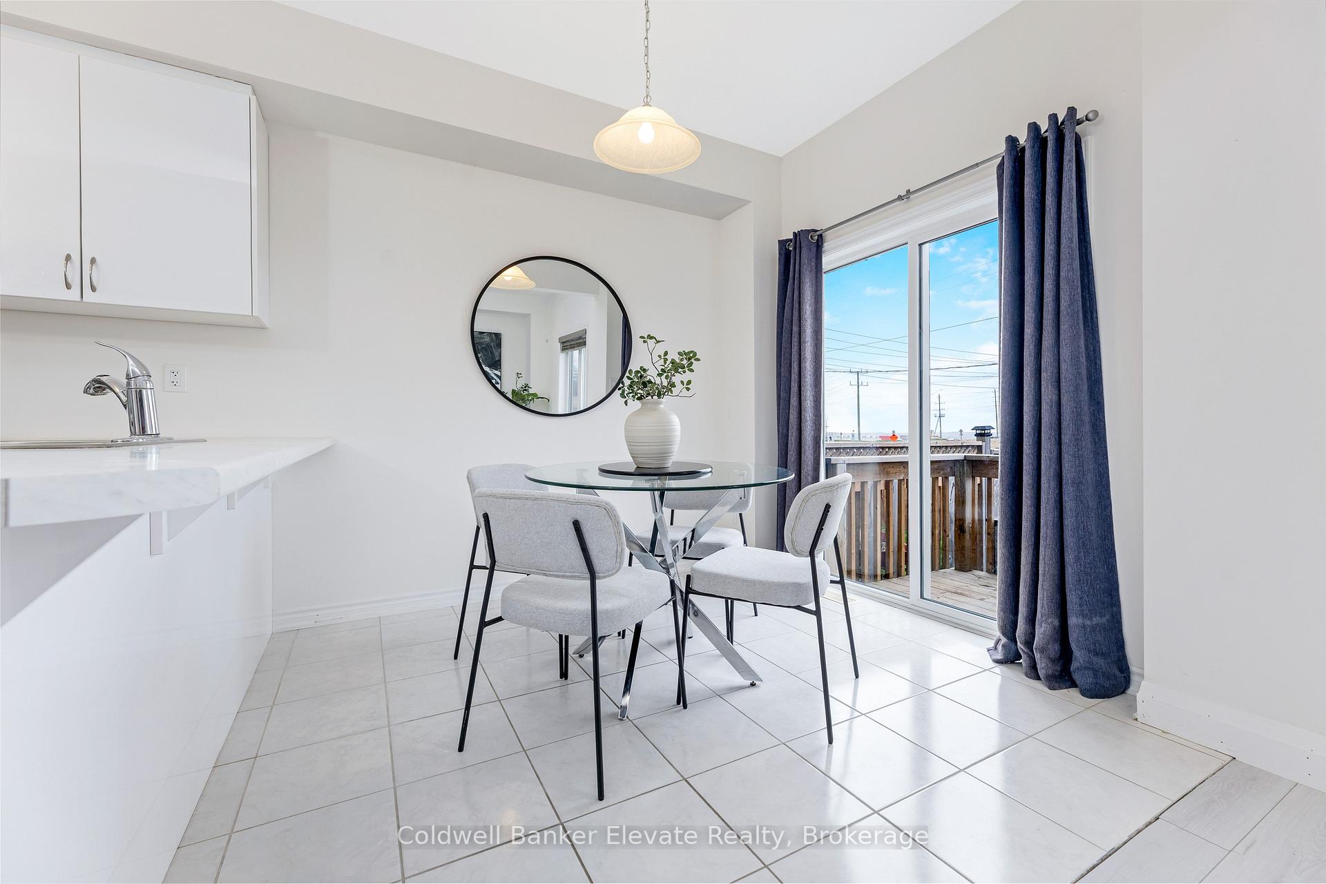 Photo 21 of 108 Flagg Avenue, Brant, Paris — HOMEH