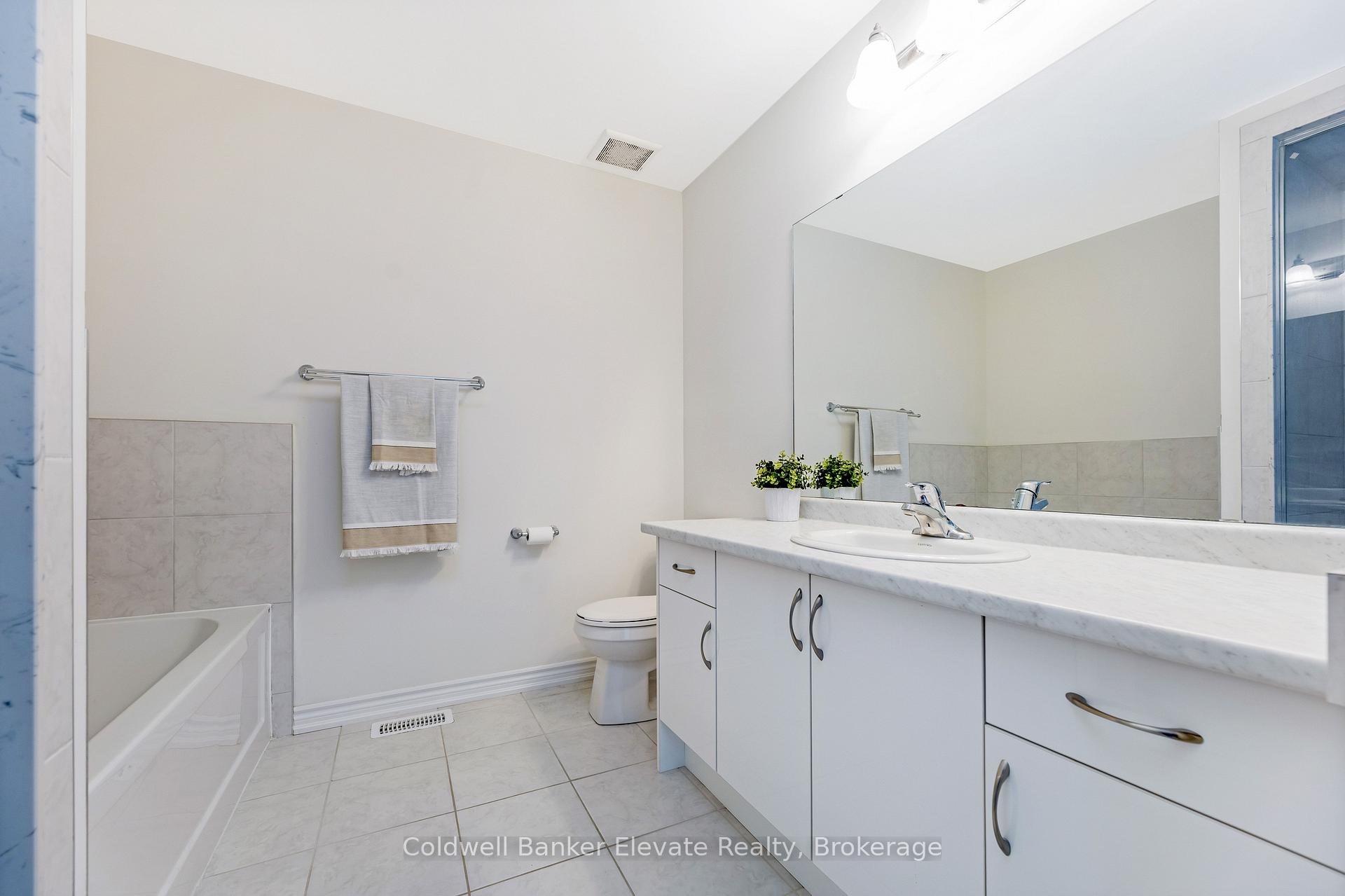 Photo 34 of 108 Flagg Avenue, Brant, Paris — HOMEH