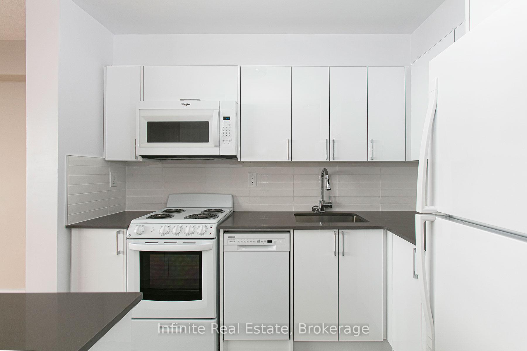 Photo 7 of Unit 403, 666 Spadina Avenue, Toronto, University — HOMEH