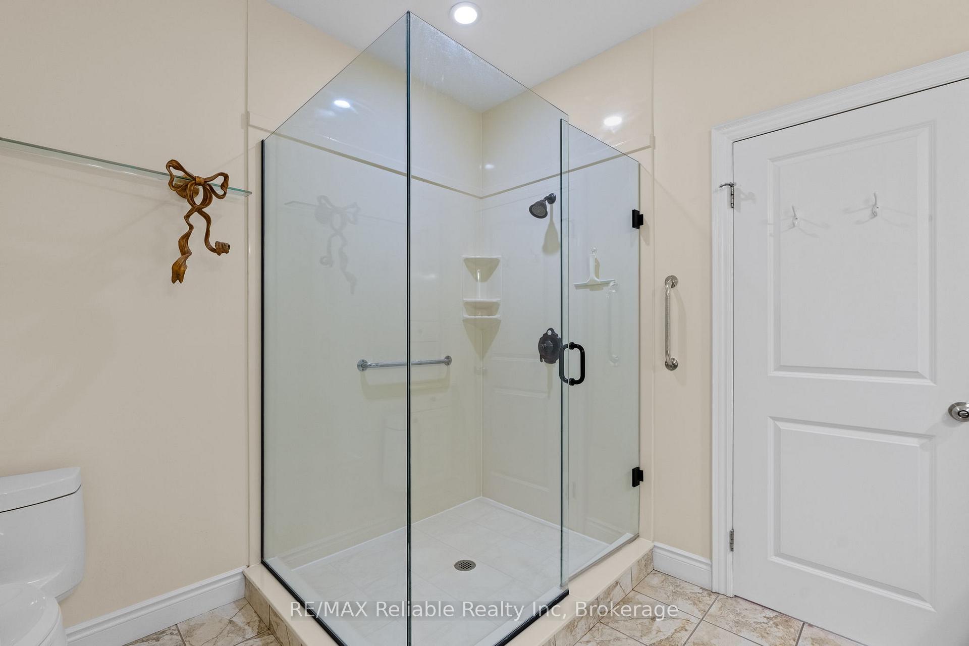 Photo 16 of 11 Oakwood Links Lane, South Huron, Stephen — HOMEH