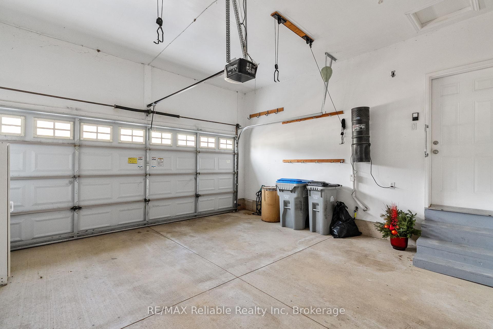 Photo 38 of 11 Oakwood Links Lane, South Huron, Stephen — HOMEH