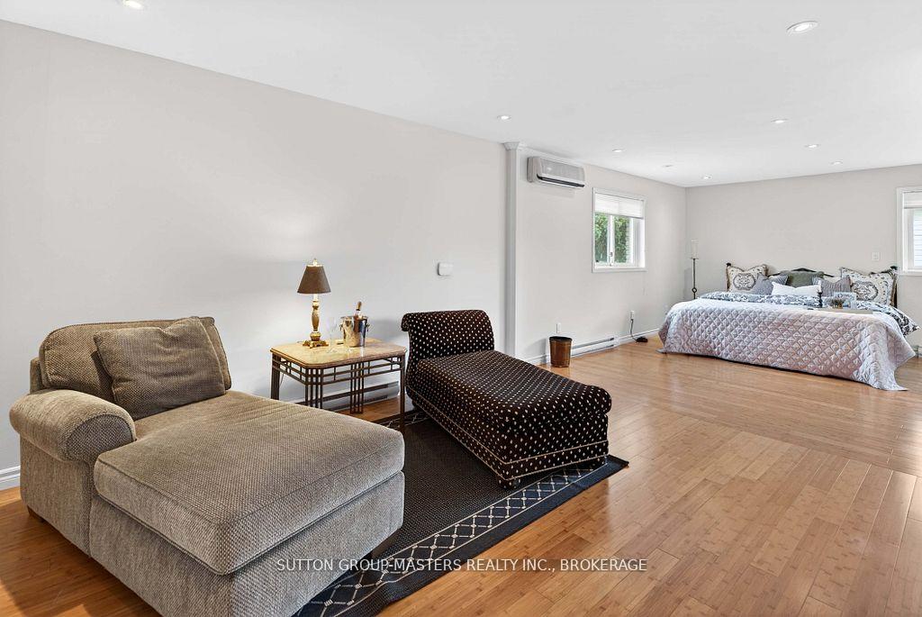 Photo 20 of 259 Inverness Crescent, Kingston, West of Sir John A. Blvd — HOMEH
