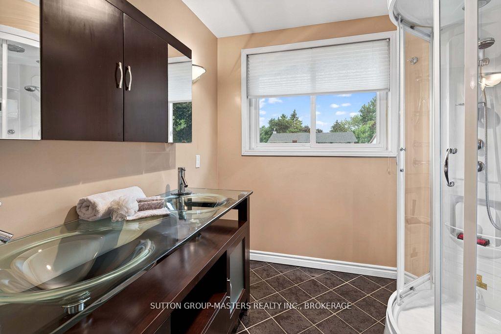 Photo 26 of 259 Inverness Crescent, Kingston, West of Sir John A. Blvd — HOMEH